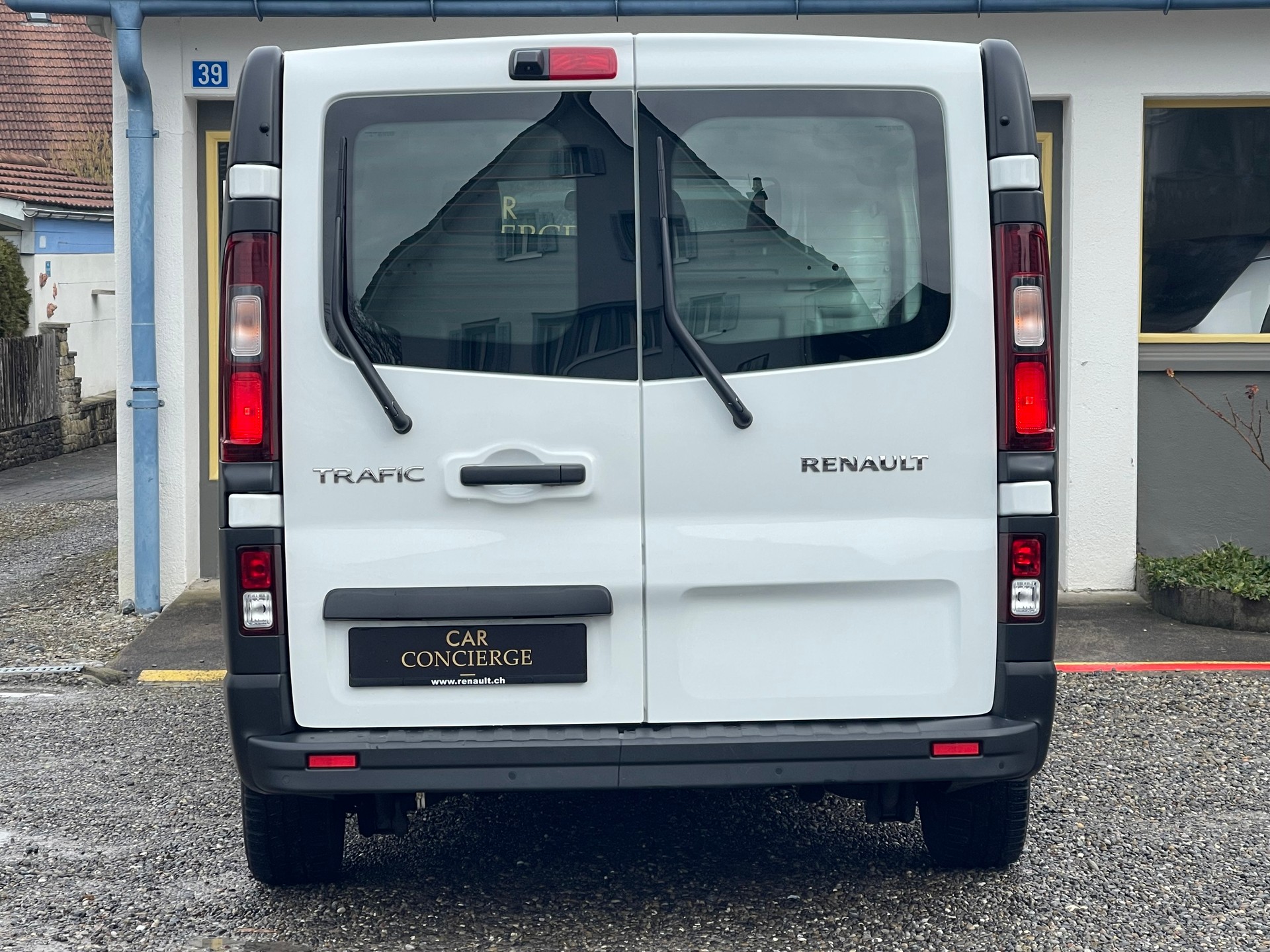 RENAULT Trafic 2.0 Energy dCi 120 3.0t Business L1H1-image-7