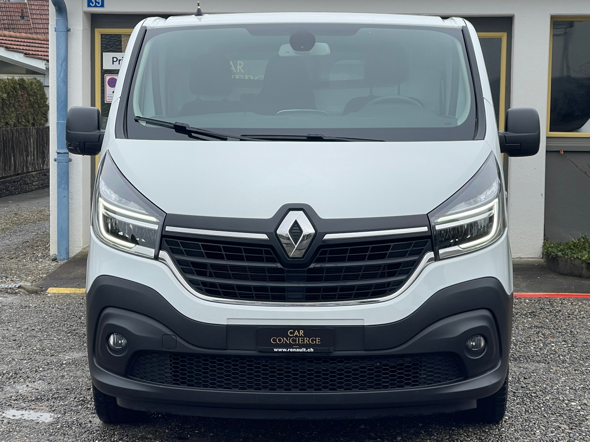 RENAULT Trafic 2.0 Energy dCi 120 3.0t Business L1H1-image-2