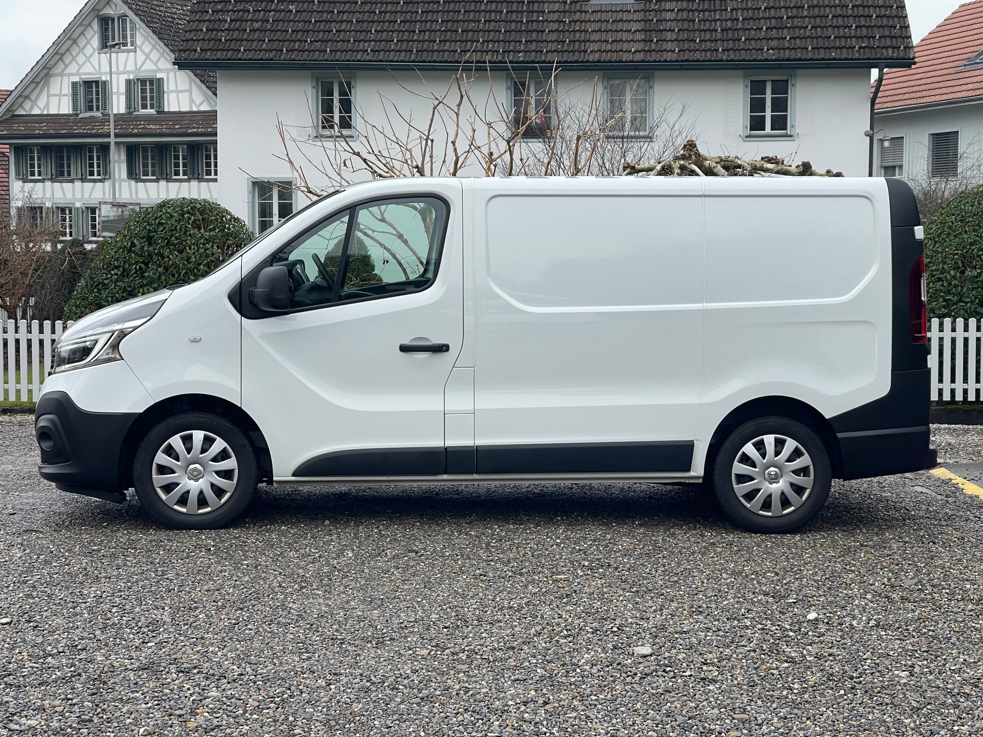 RENAULT Trafic 2.0 Energy dCi 120 3.0t Business L1H1-image-3