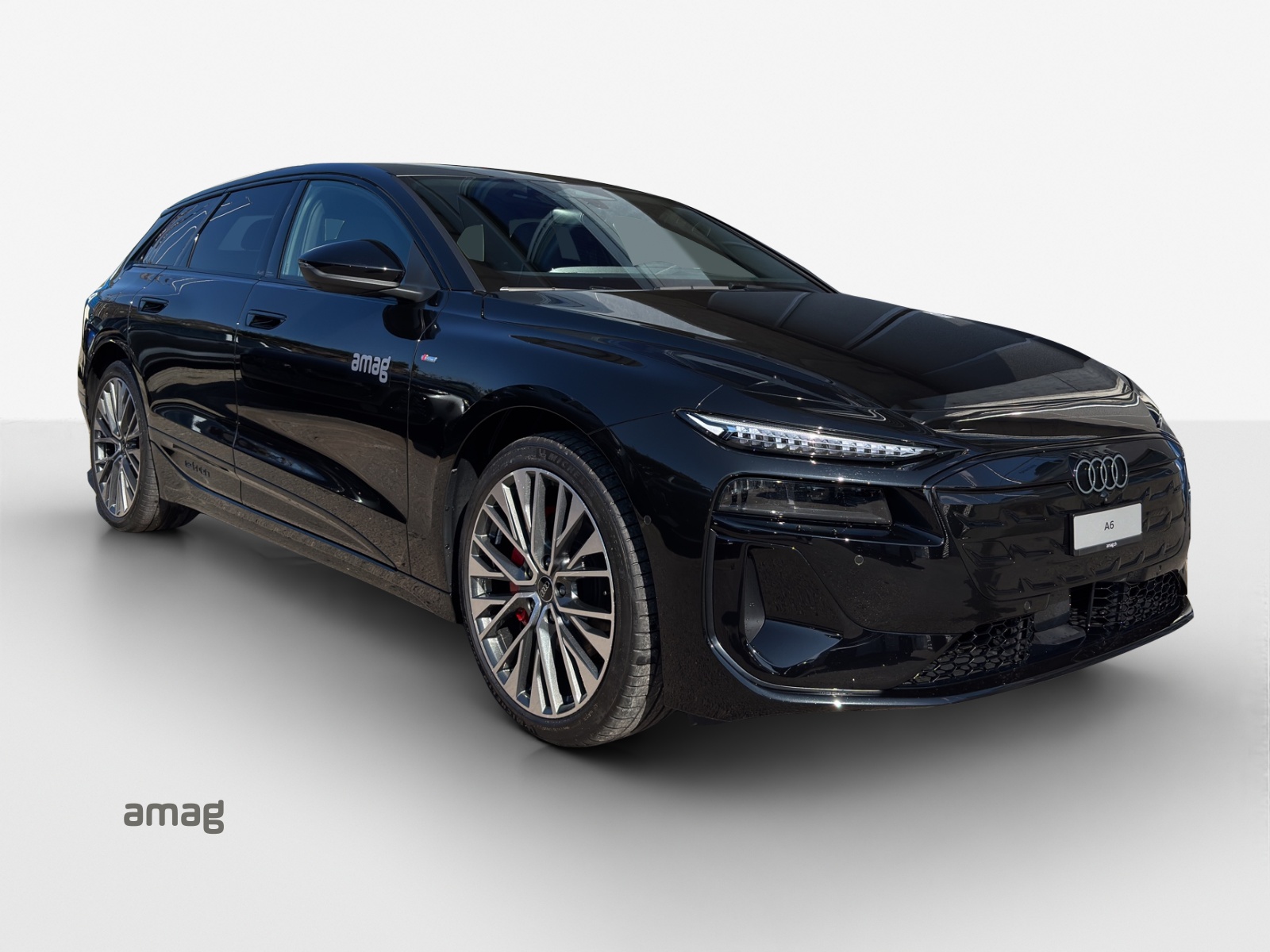 AUDI A6 Avant e-tron quattro-image-7