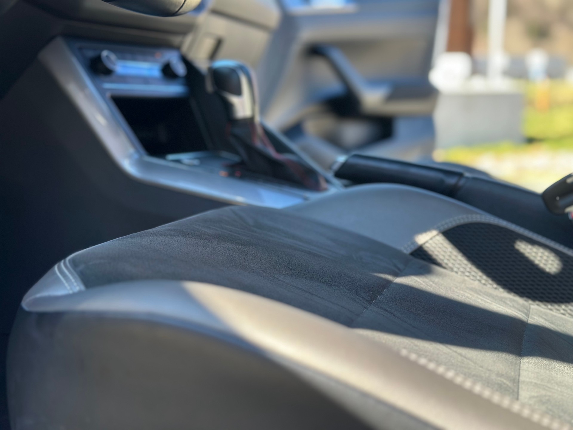 VW Polo 2.0 TSI GTI DSG-image-17