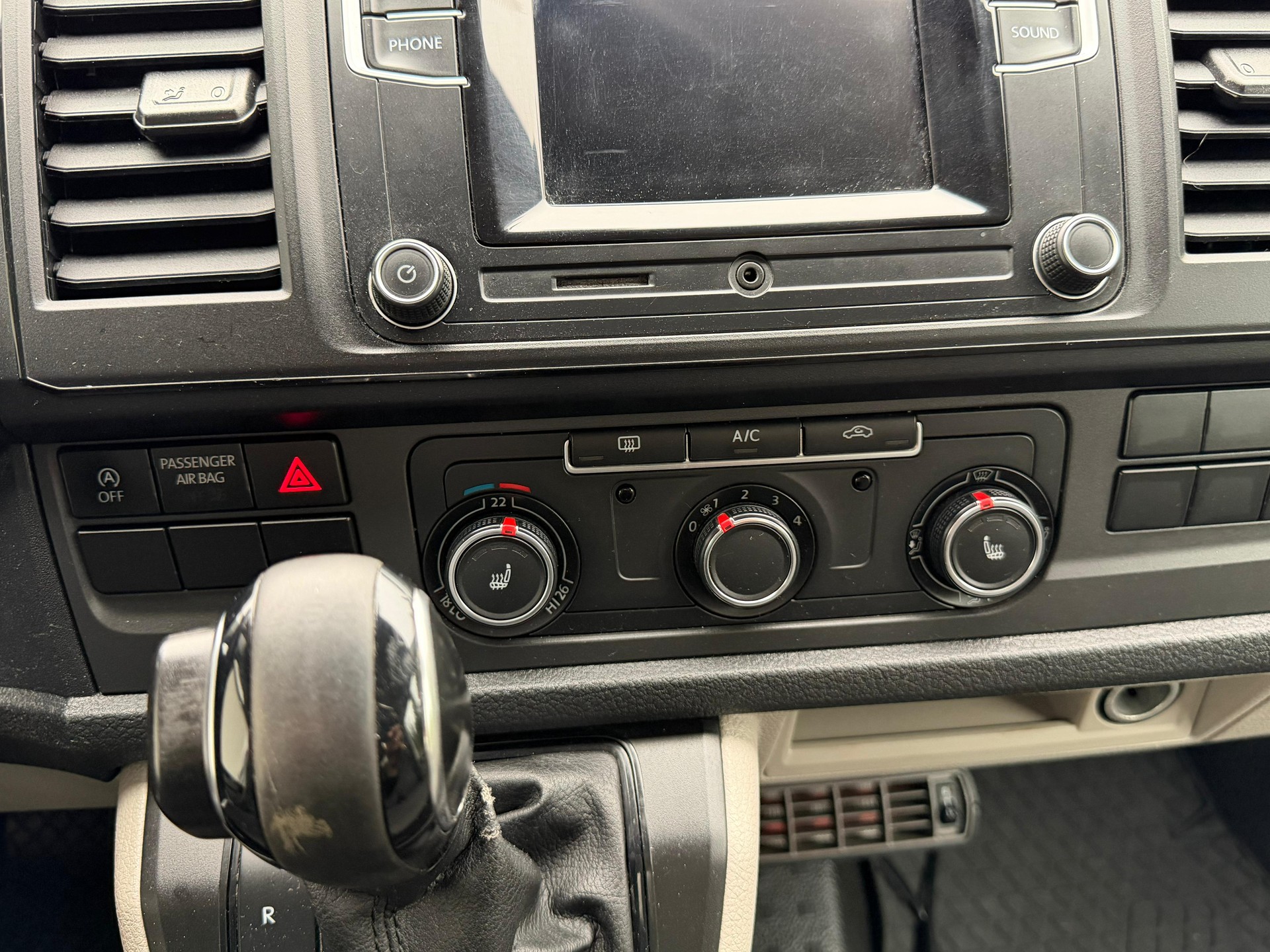 VW T6 2.0 TDI Automat/ Spezial Aufbau mit Kipper Option-image-14