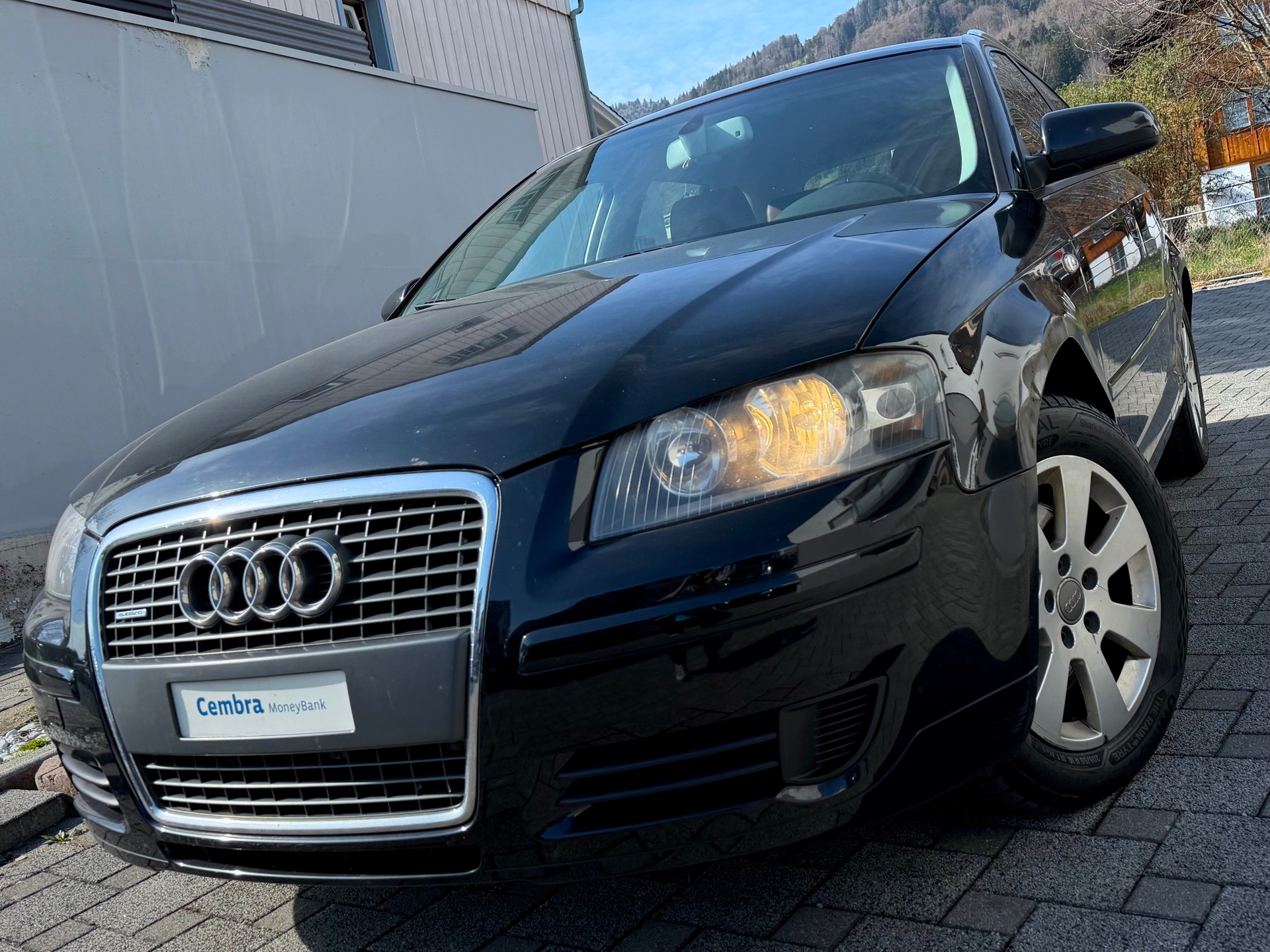 AUDI A3 Sportback 2.0 TDI Ambition quattro-image-2