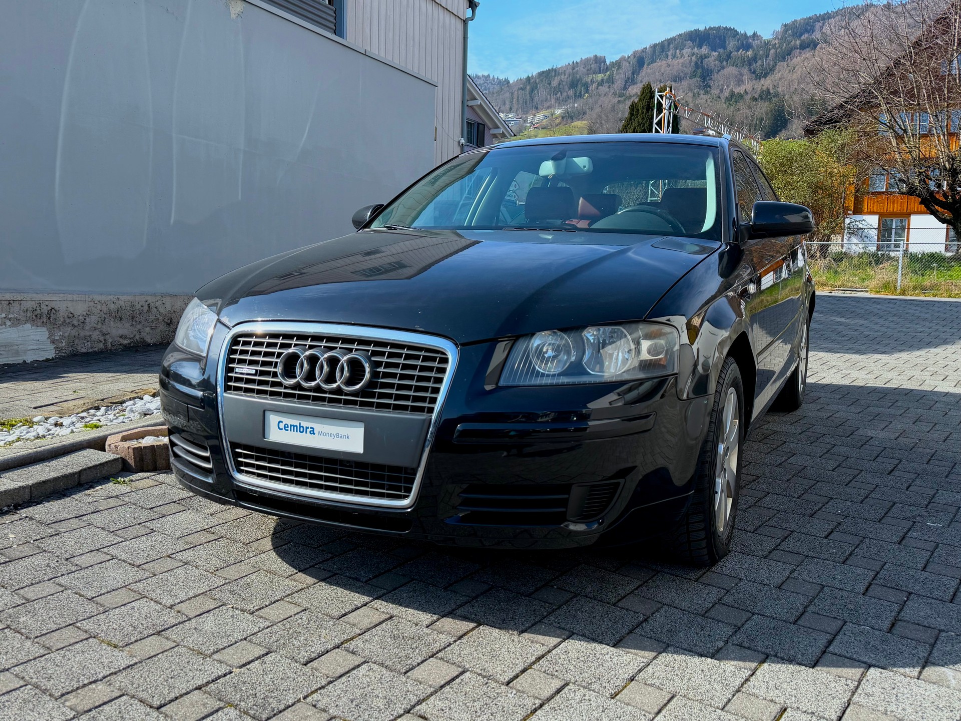 AUDI A3 Sportback 2.0 TDI Ambition quattro-image-1