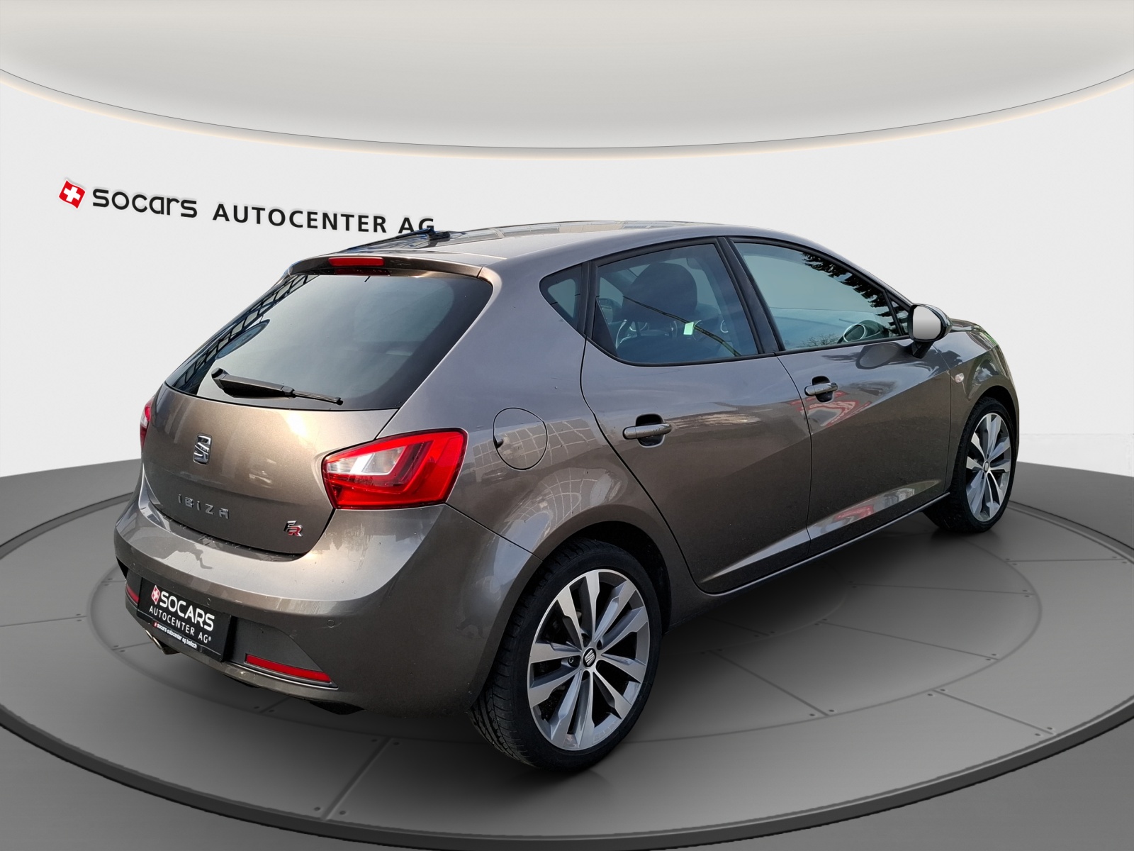SEAT Ibiza 1.0 EcoTSI Swiss FR // 8-fach bereift-image-2