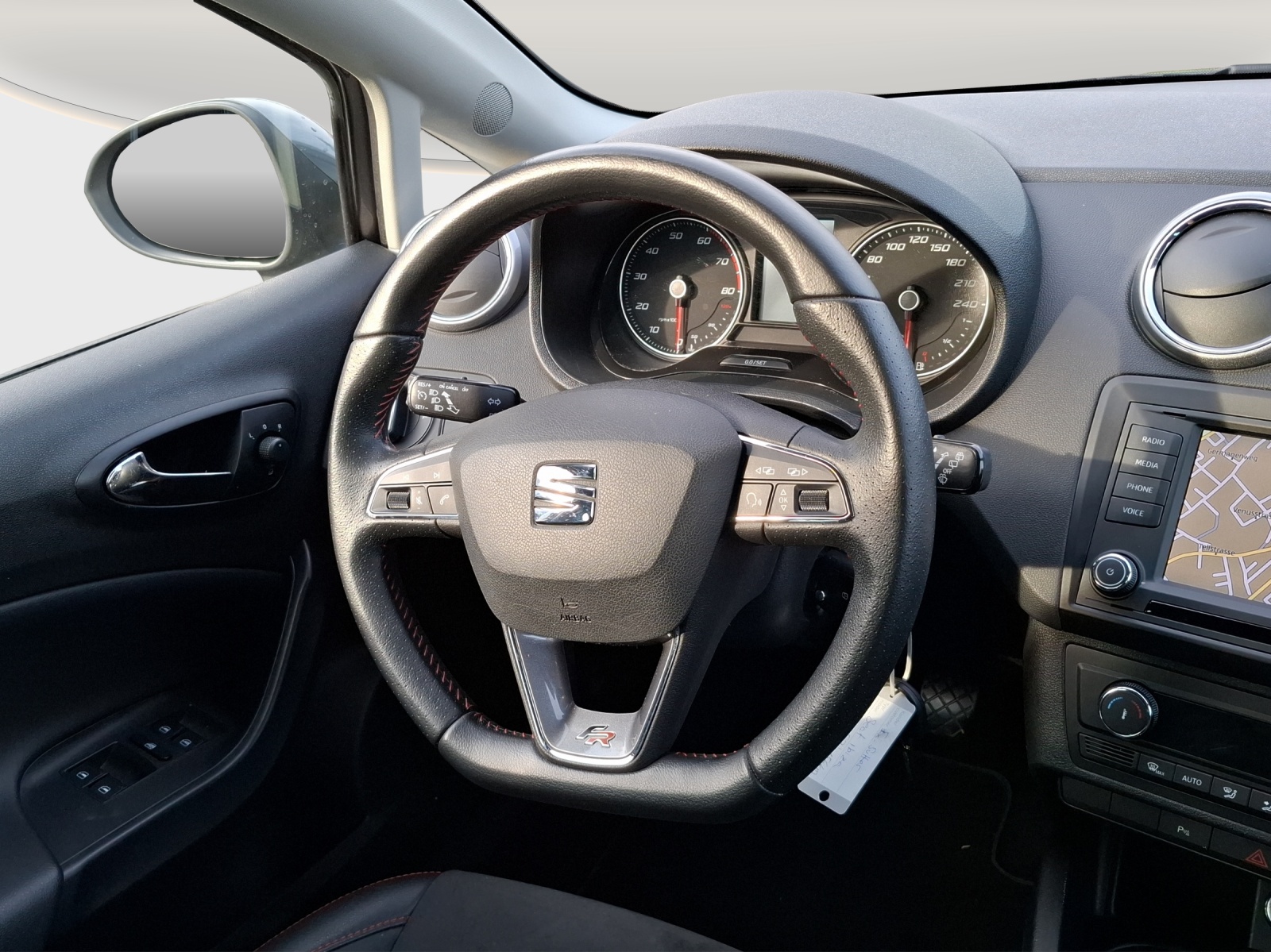 SEAT Ibiza 1.0 EcoTSI Swiss FR // 8-fach bereift-image-14