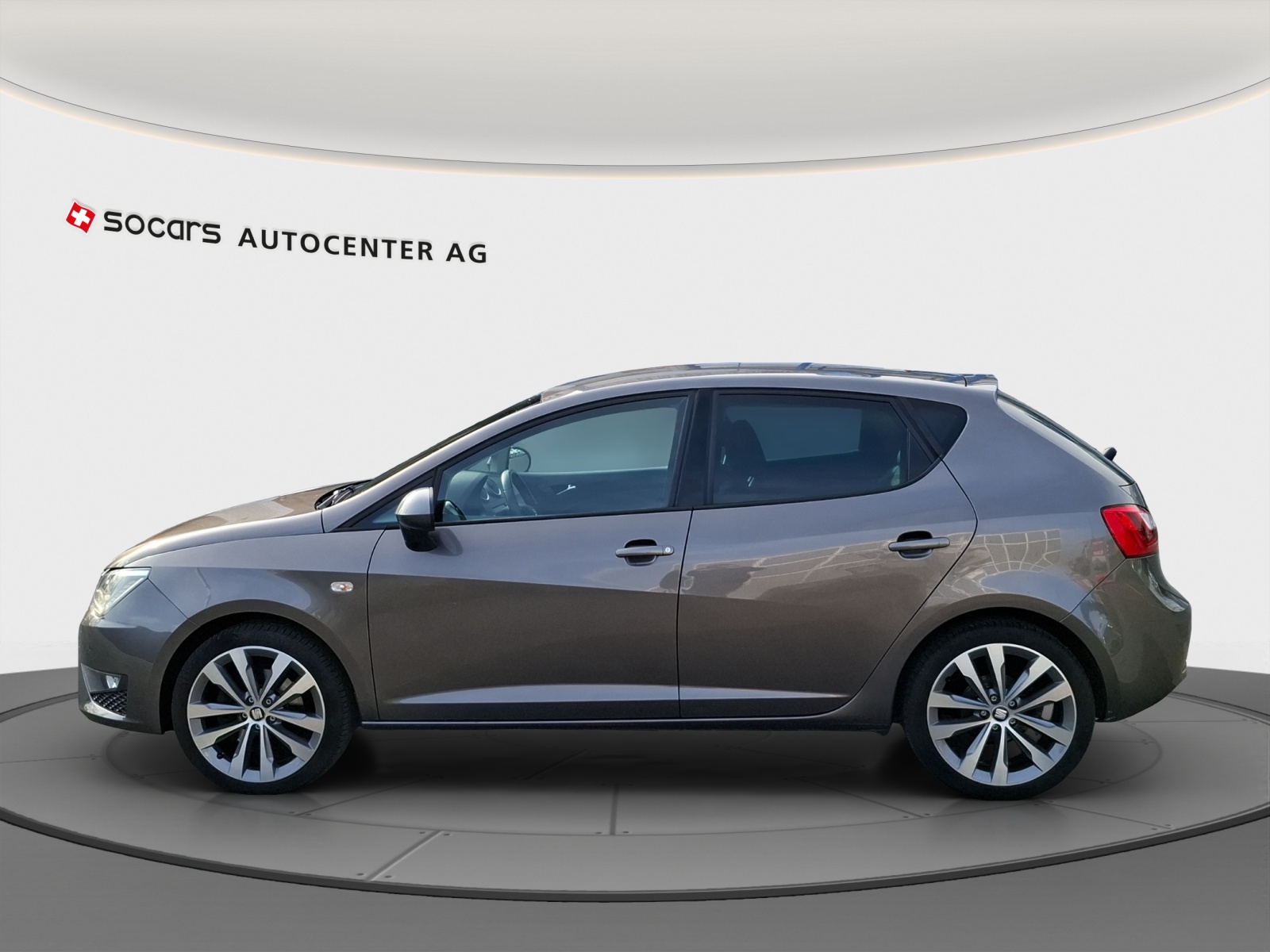 SEAT Ibiza 1.0 EcoTSI Swiss FR // 8-fach bereift-image-5