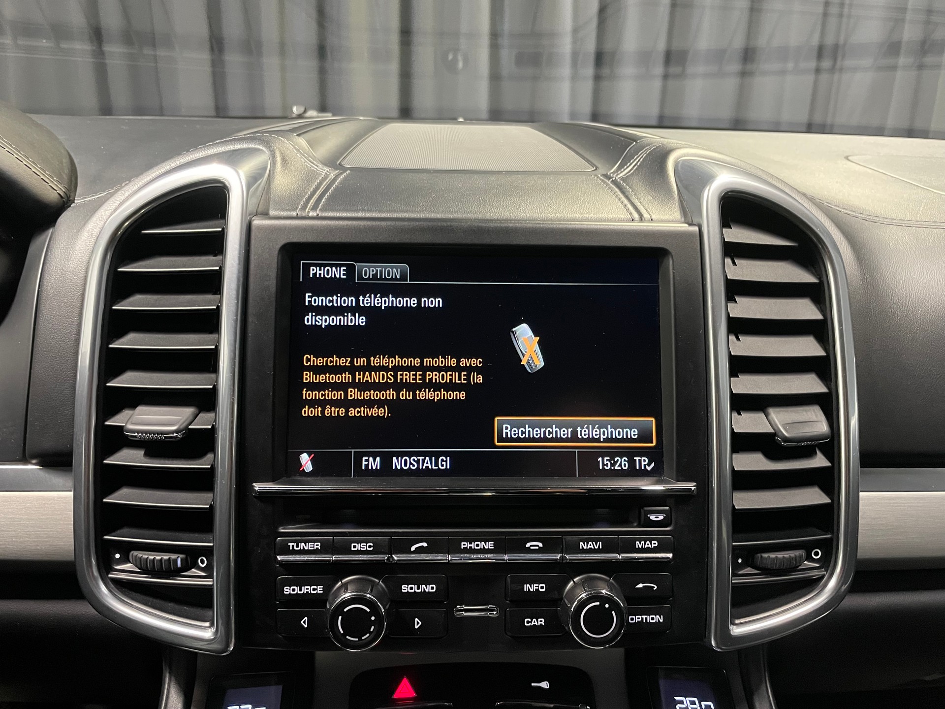 PORSCHE Cayenne Diesel(54)(M)-image-12