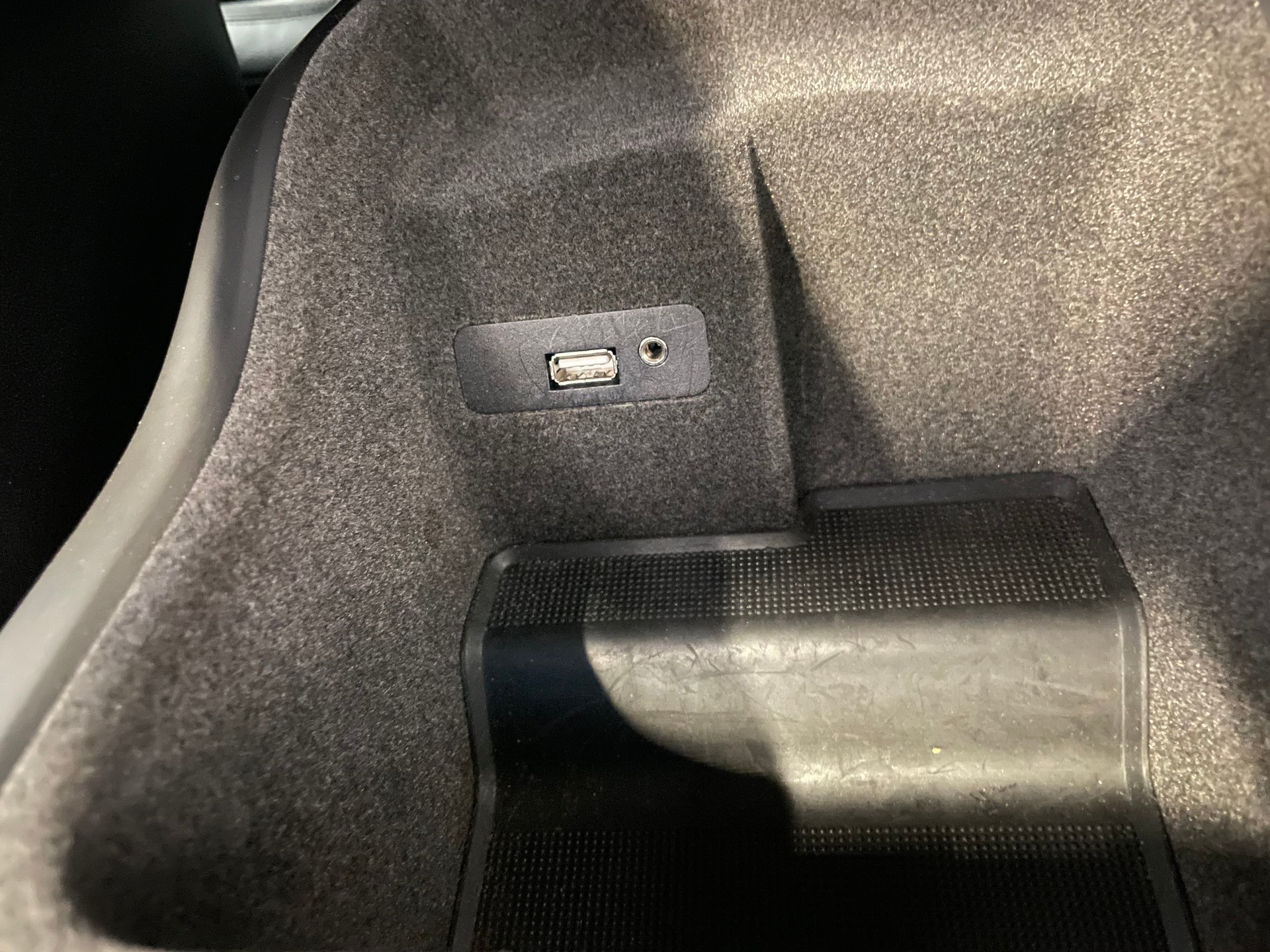 PORSCHE Cayenne Diesel(54)(M)-image-14