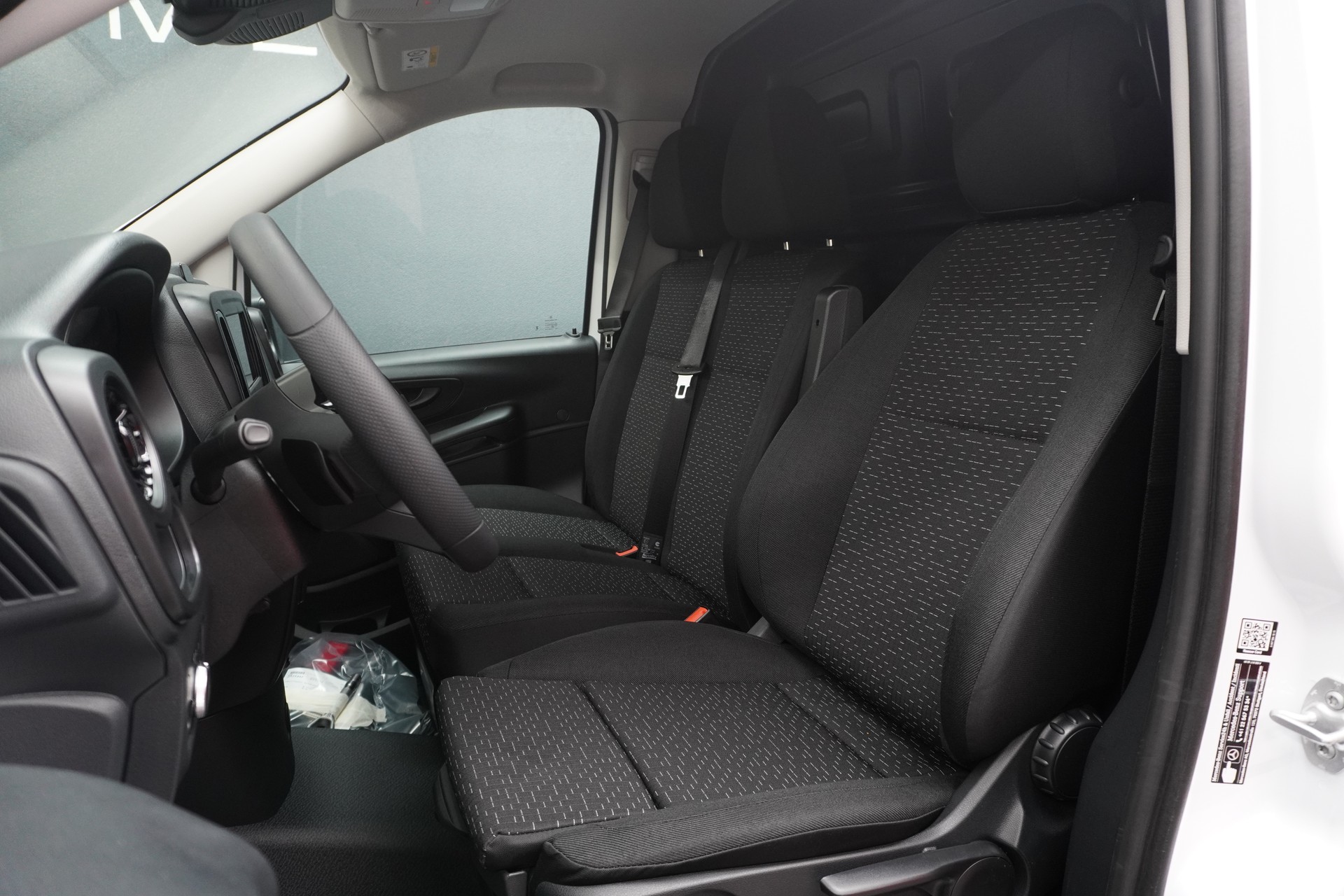 MERCEDES-BENZ Vito 114 KA PRO 3200mm L WORKER-image-4