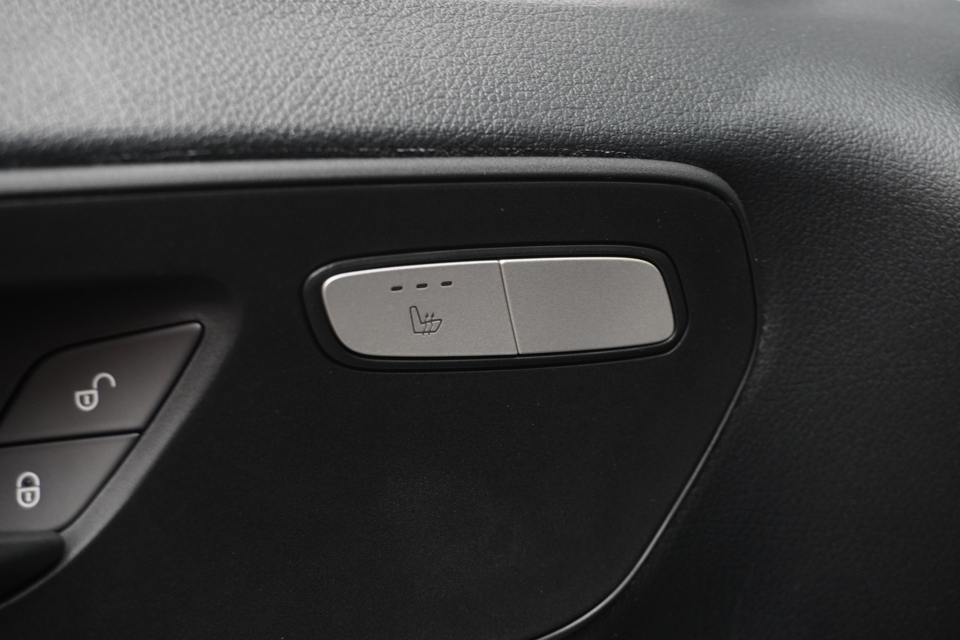 MERCEDES-BENZ Vito 114 KA PRO 3200mm L WORKER-image-5