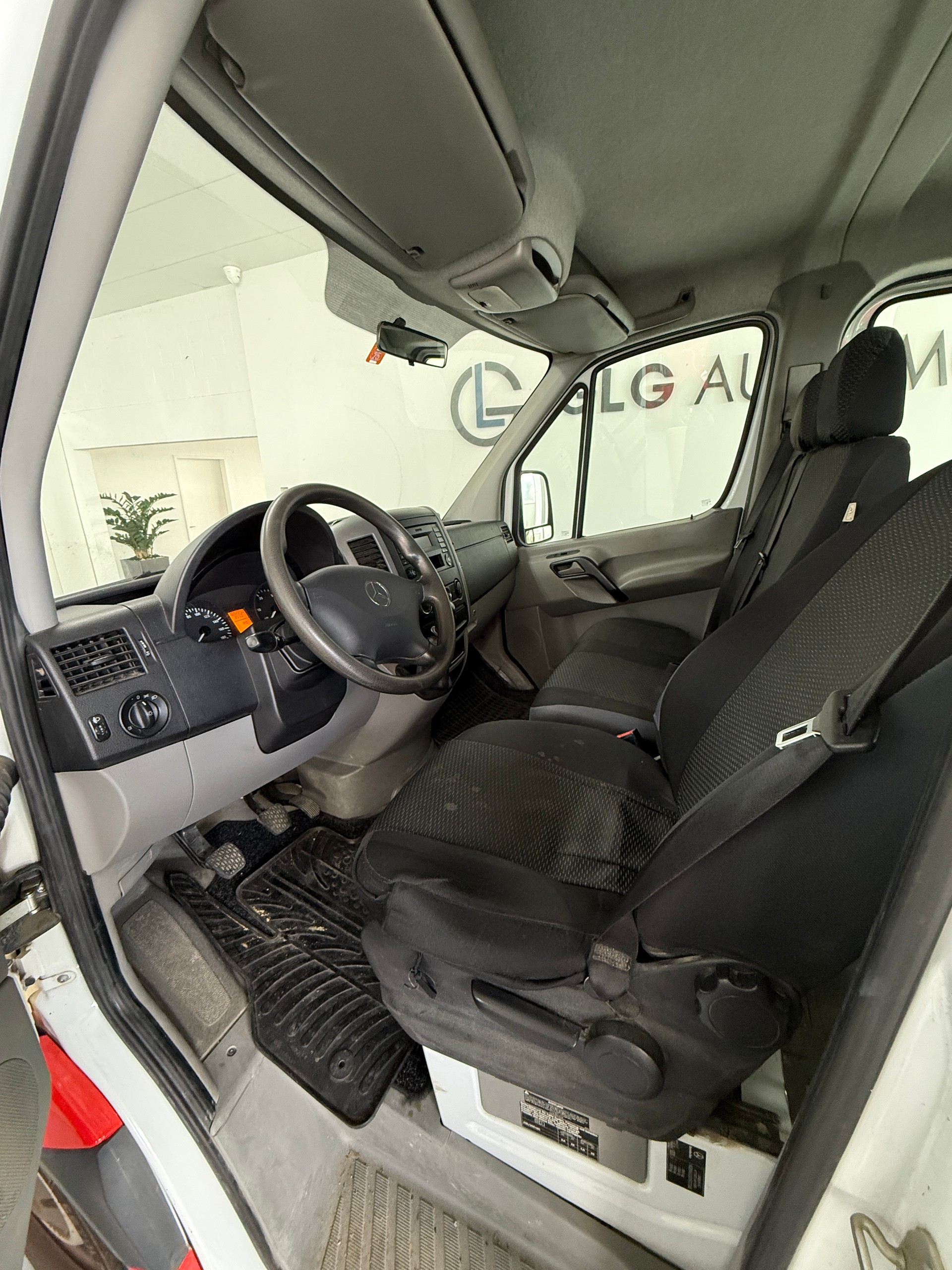 MERCEDES-BENZ Sprinter 316 CDI Standard-image-6