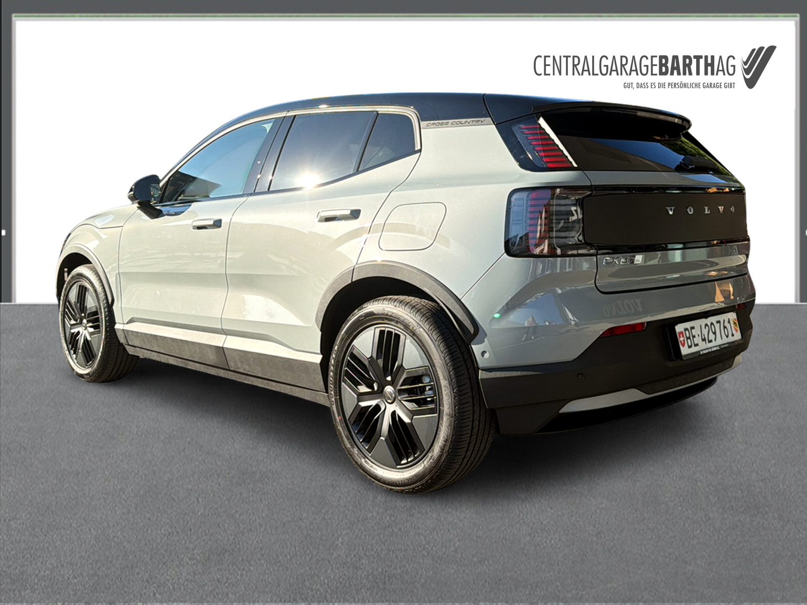 VOLVO EX30 CC E60 Twin Performance AWD-image-3