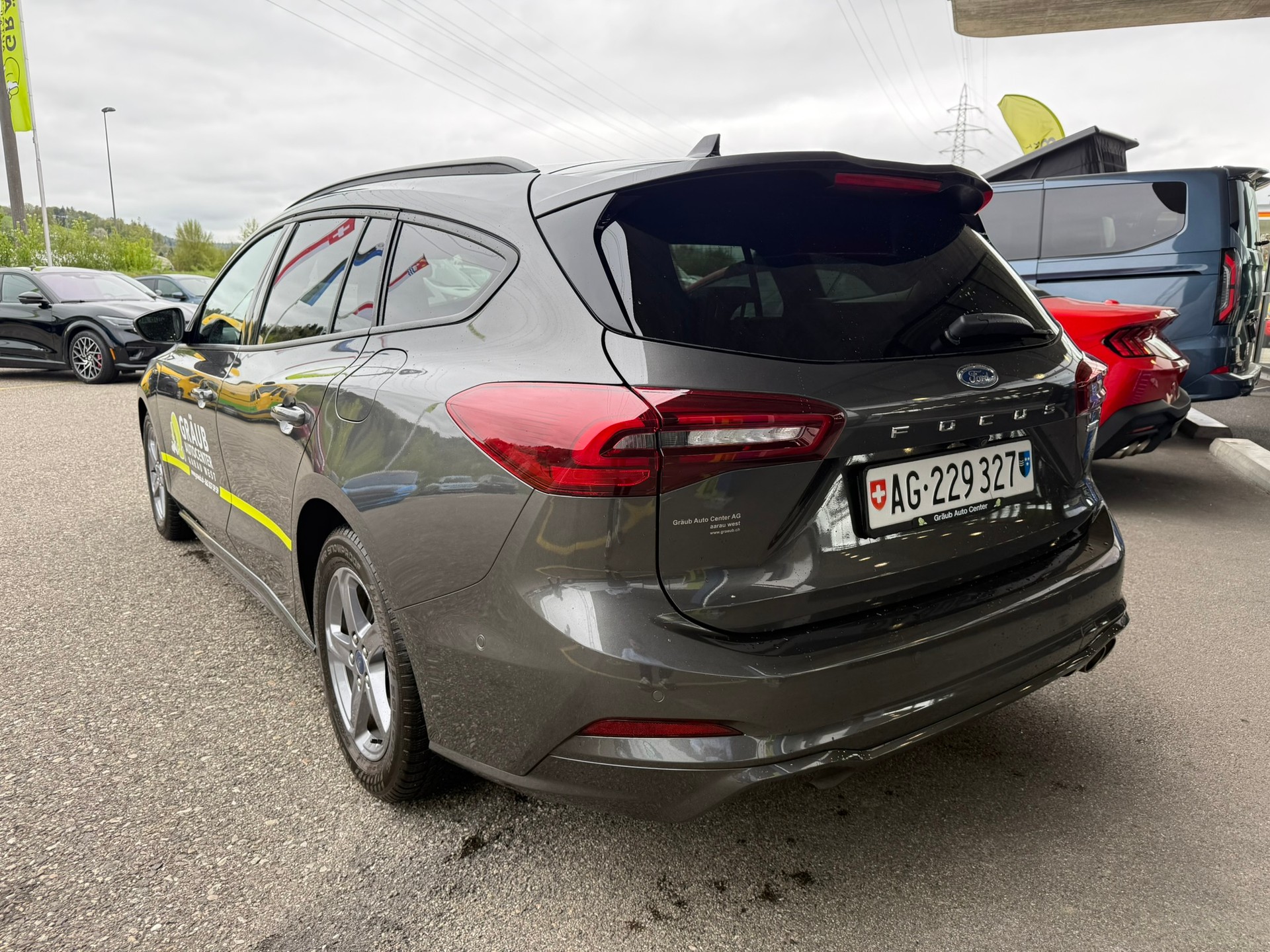 FORD Focus 1.0 MHEV ST-Line Vignale Automat-image-4