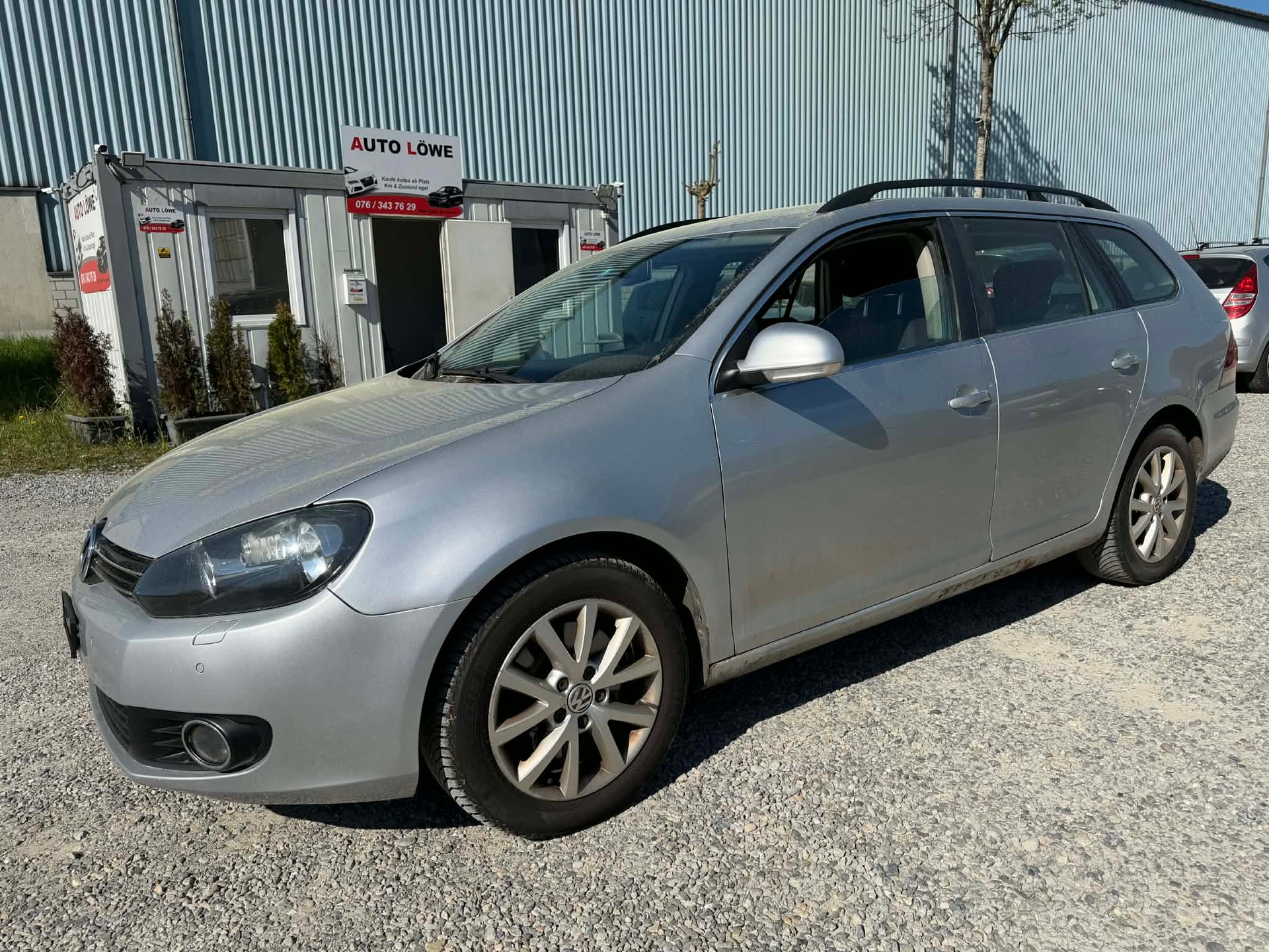 VW Golf Variant 1.6 TDI Comfortline 4Motion-image-0