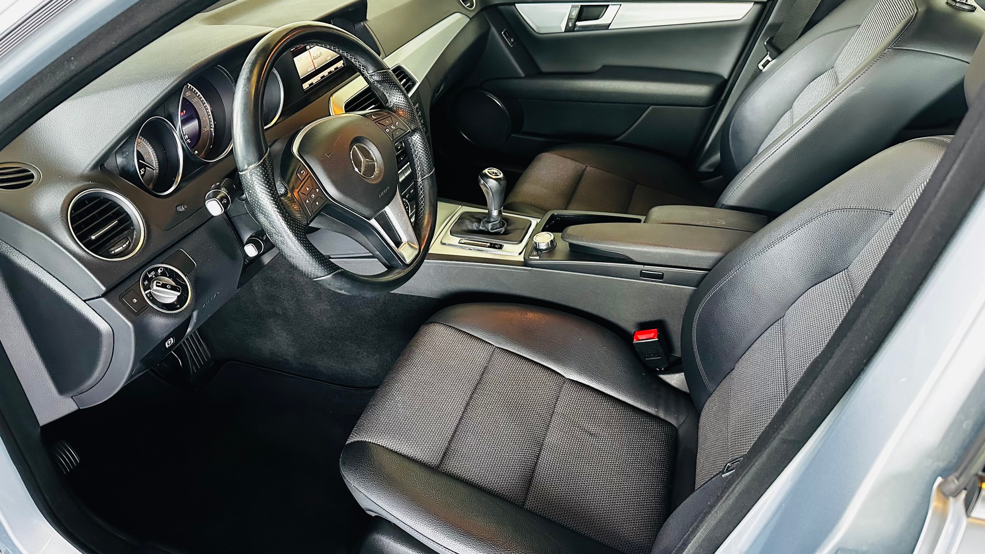 MERCEDES-BENZ C 250 CDI 4Matic 7G-Tronic "FRISCH AB MFK"-image-11