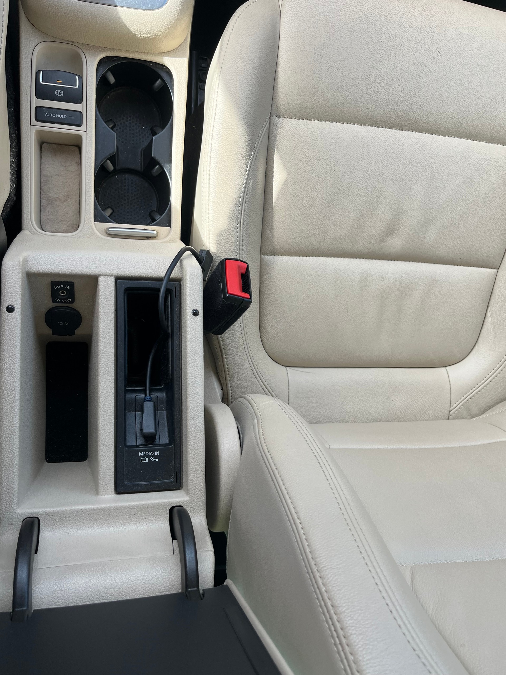 VW Tiguan 2.0 TSI Cup R-Line 4Motion DSG-image-24