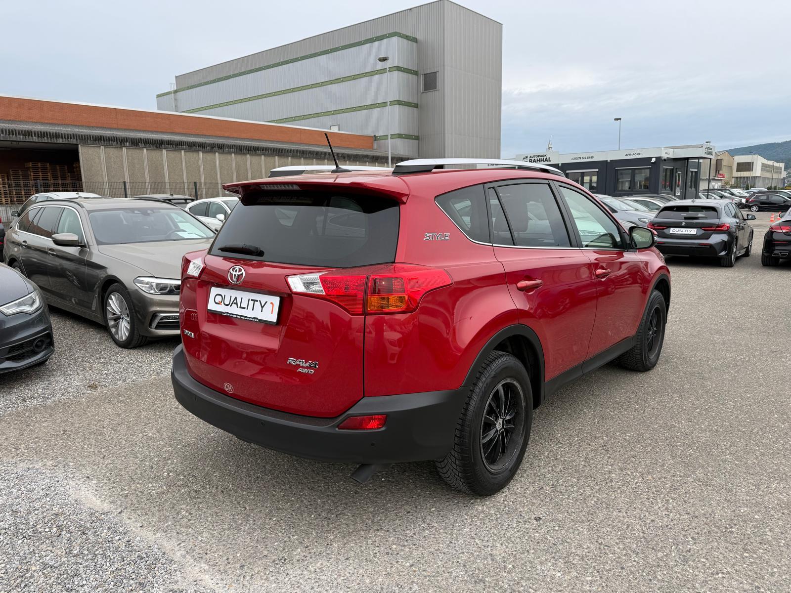 TOYOTA RAV4 2.2 D-4D 150 Style-image-4