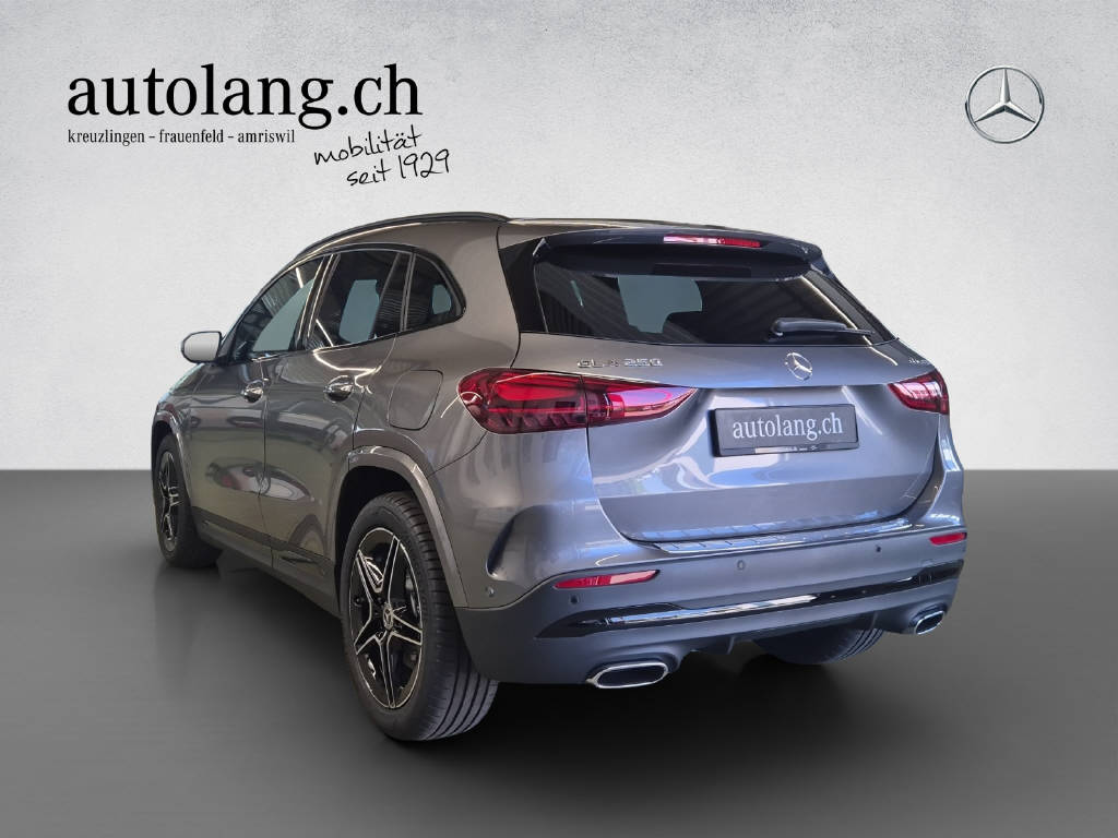 MERCEDES-BENZ GLA 250 Swiss Star-image-2