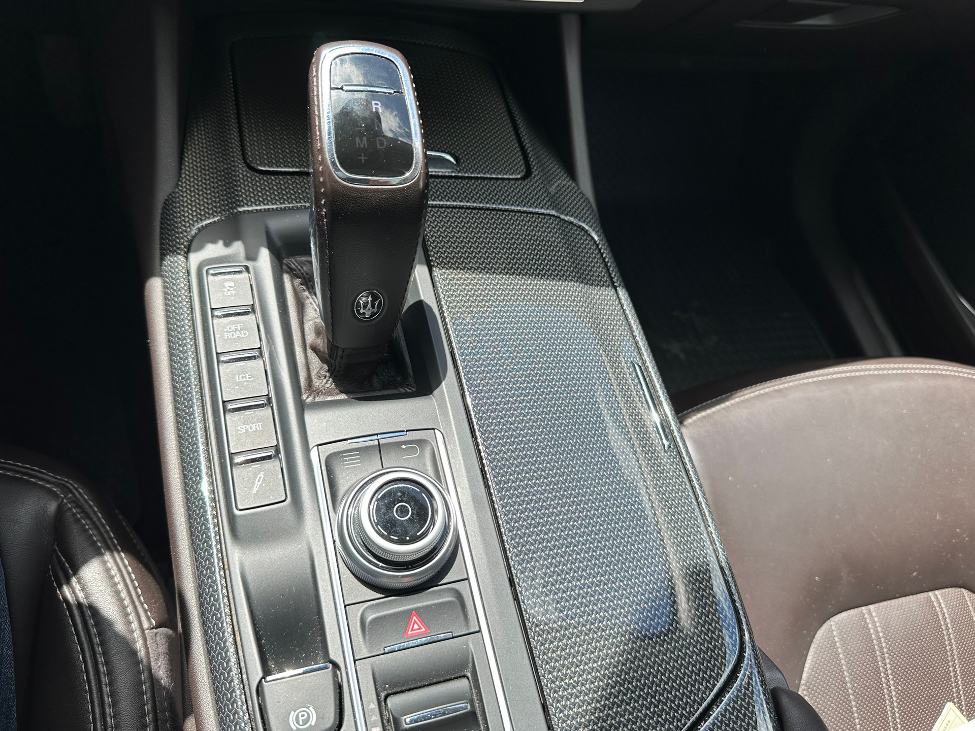 MASERATI Levante D 3.0V6 GranLusso-image-8