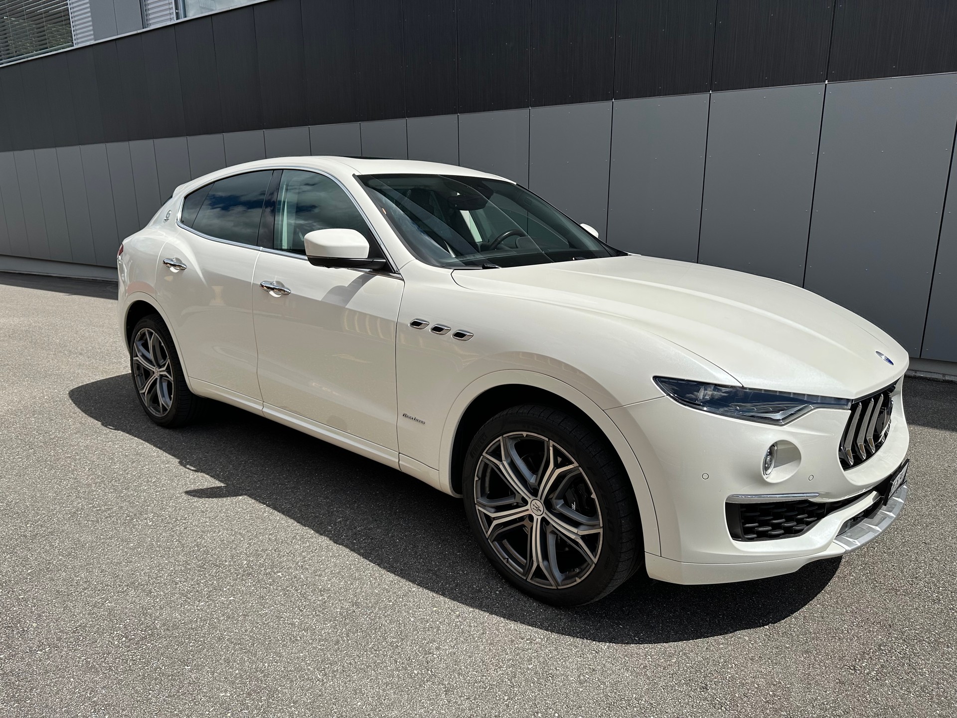 MASERATI Levante D 3.0V6 GranLusso-image-1