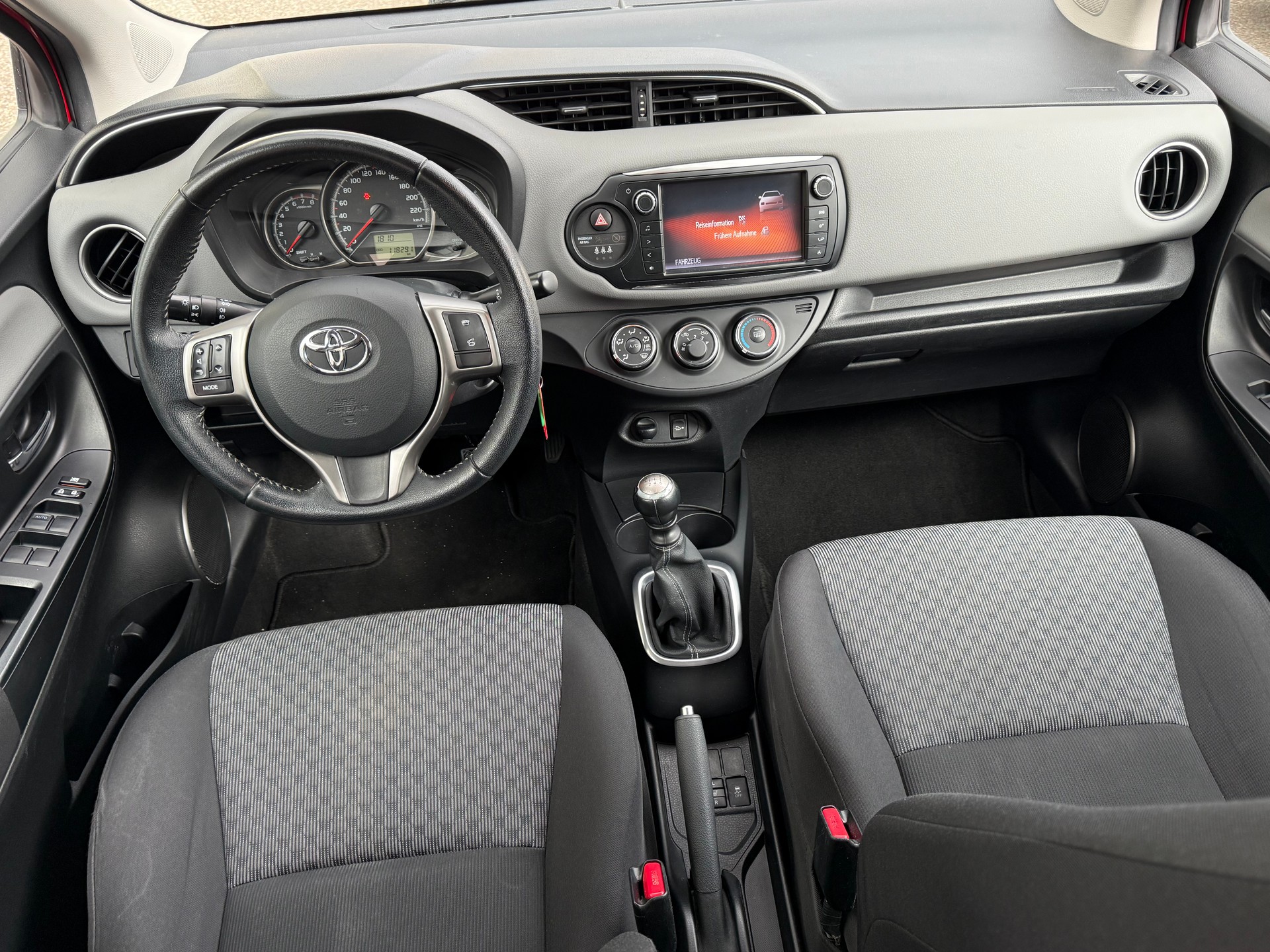 TOYOTA Yaris 1.33 Trend-image-5