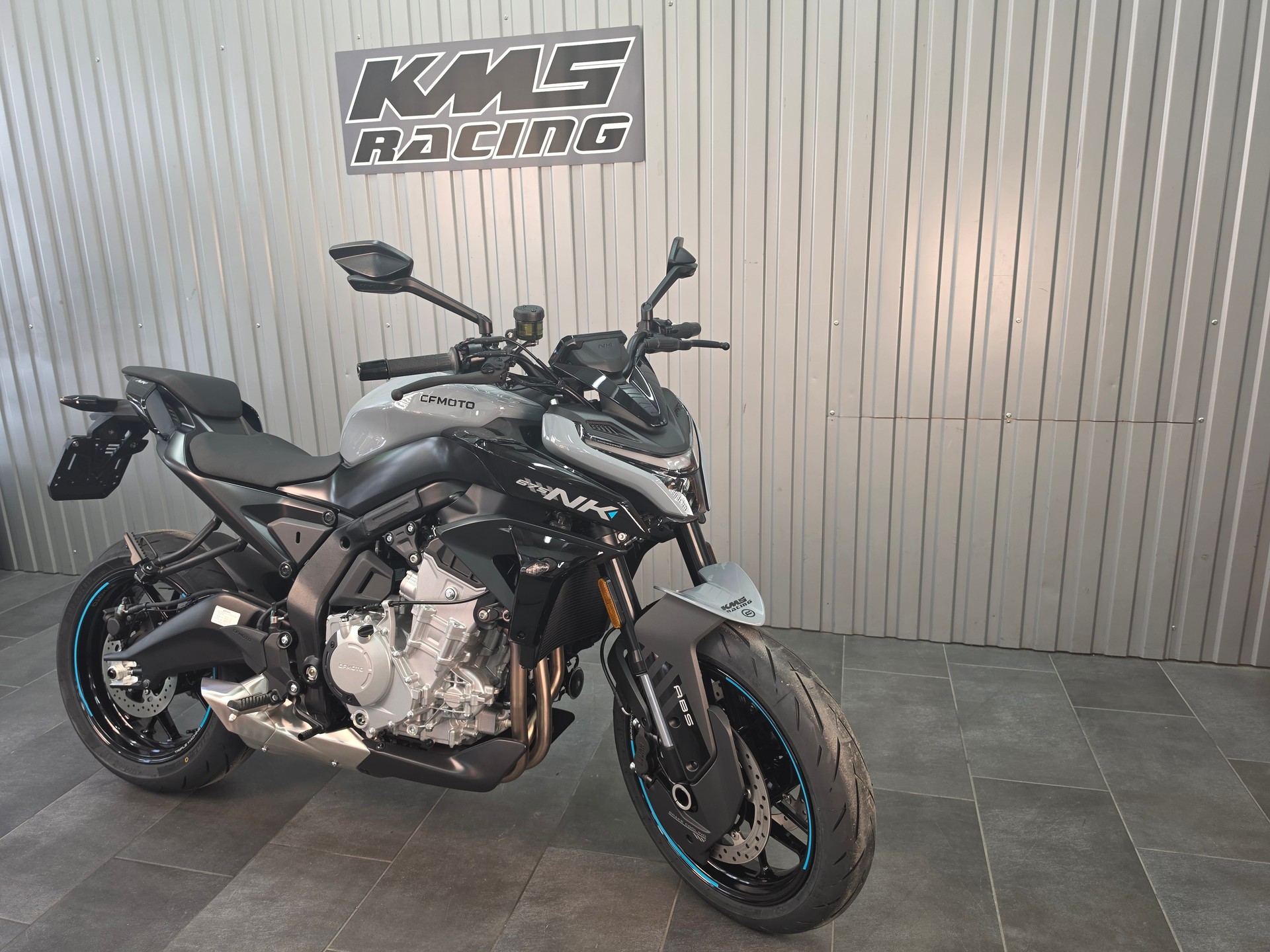 CF MOTO 675NK (35 kW)-image-4