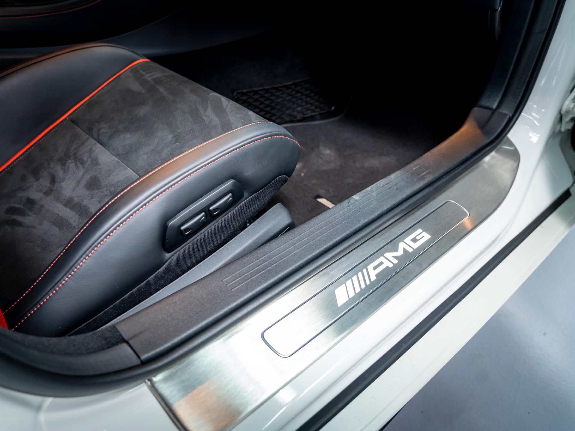 MERCEDES-BENZ AMG GT S Edition 1 Speedshift DCT-image-30