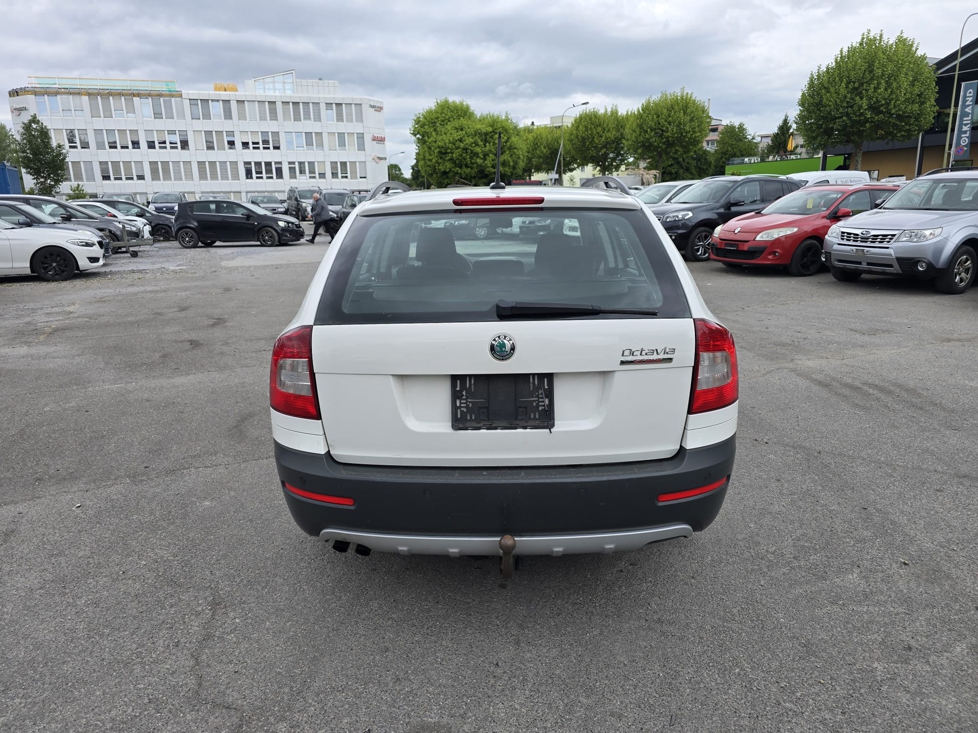SKODA Octavia Combi 2.0 TDI Scout 4x4 DSG-image-7