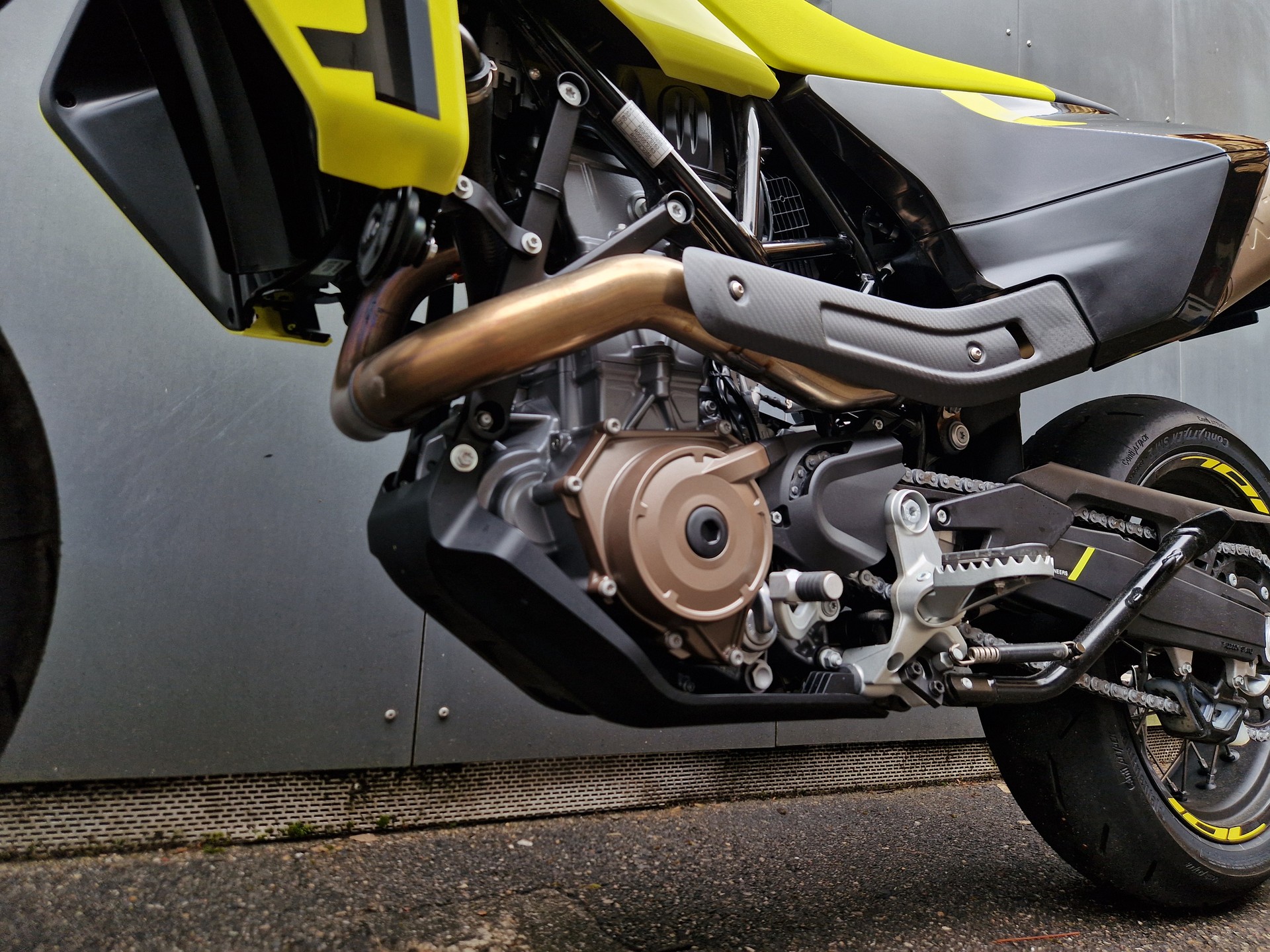 HUSQVARNA 701 Supermoto (35kW)-image-5