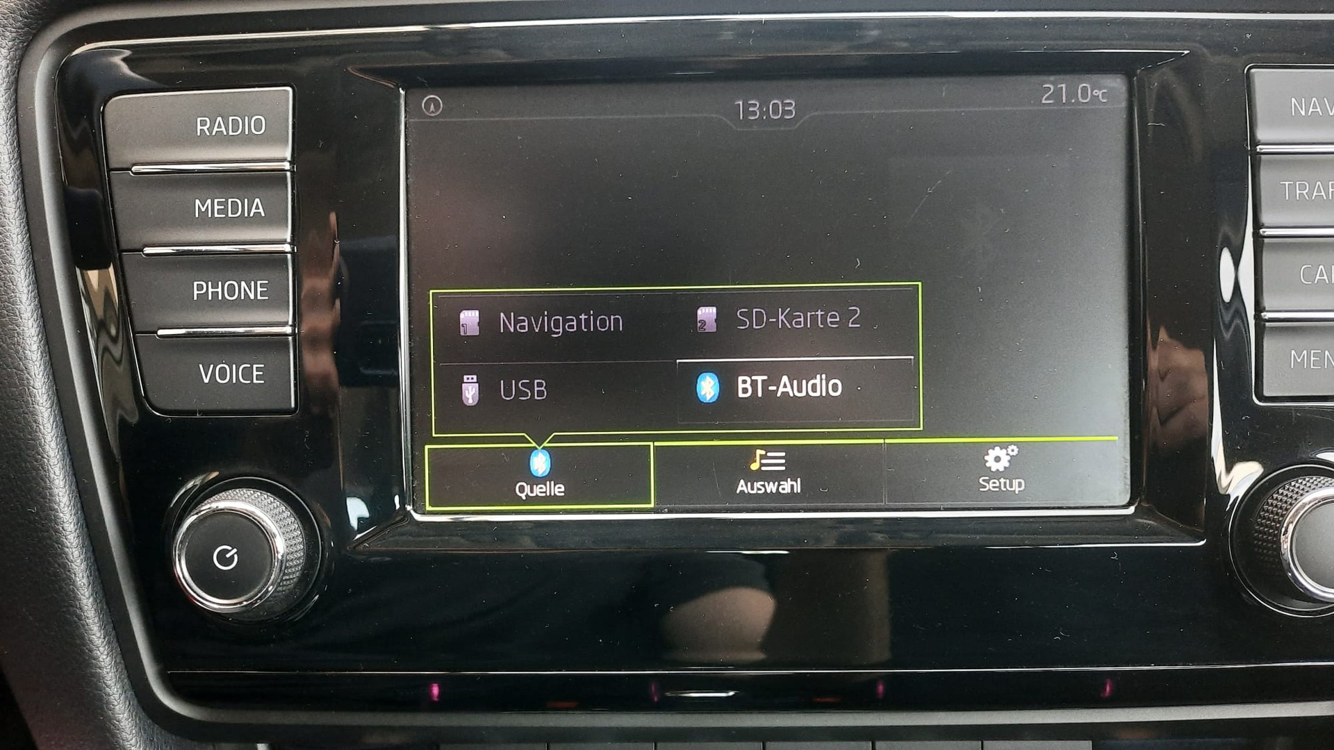 SKODA Octavia Combi 1.8 TSI Style 4x4 DSG-image-12