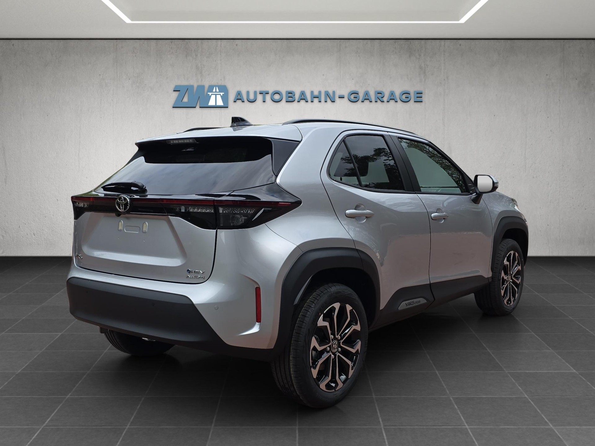 TOYOTA Yaris Cross 1.5 VVT-i HSD Trend AWD-i-image-4