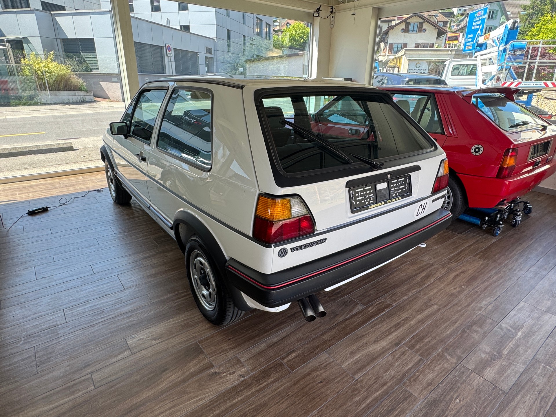 VW Golf 1800 GTI-image-1