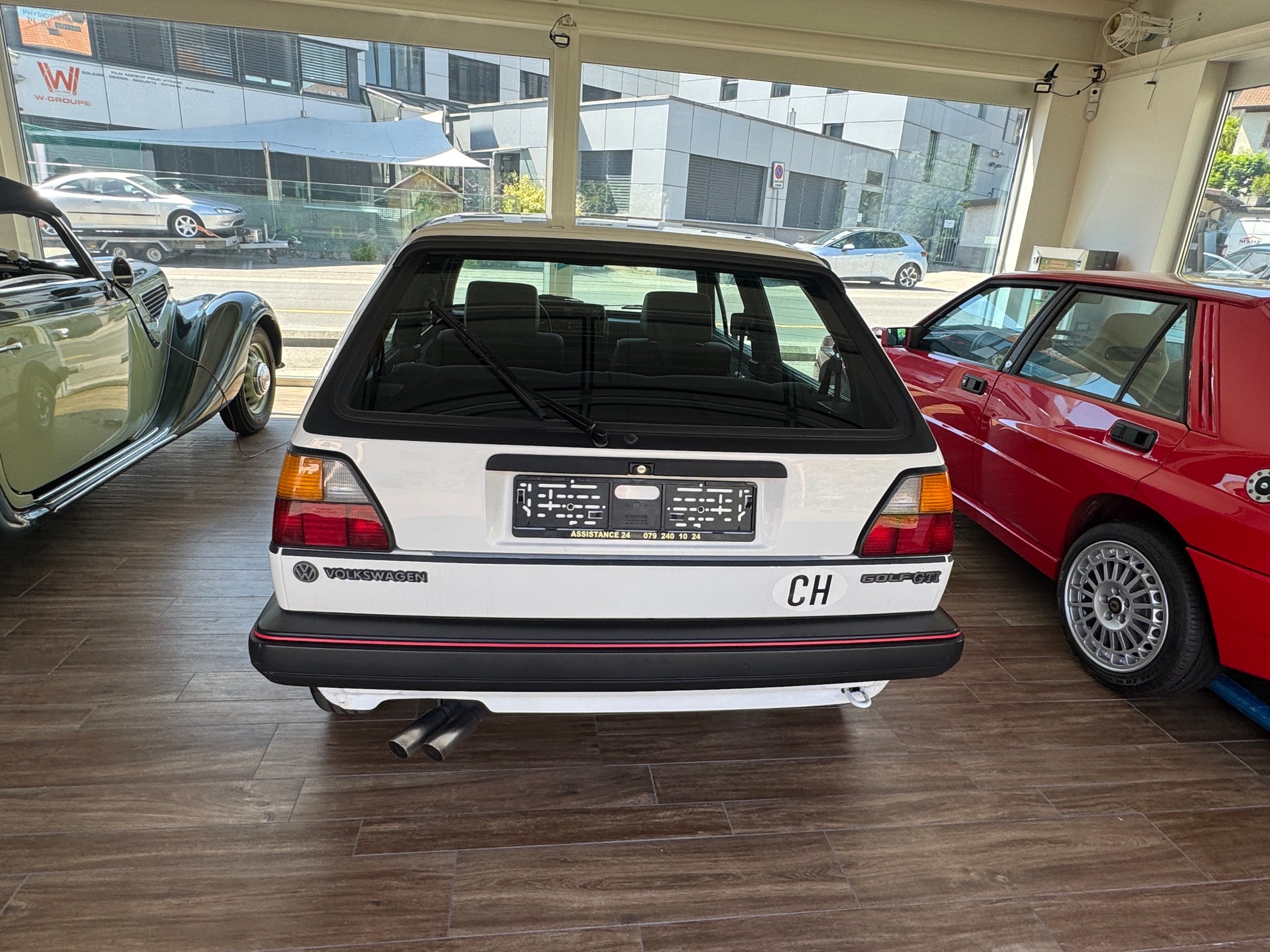 VW Golf 1800 GTI-image-2