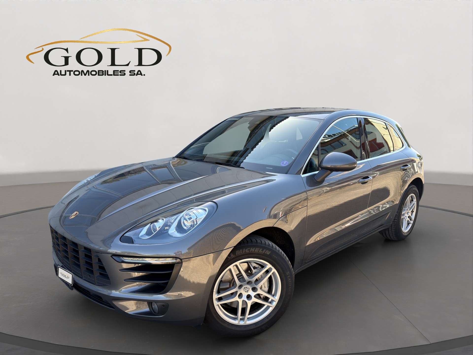 PORSCHE Macan S PDK