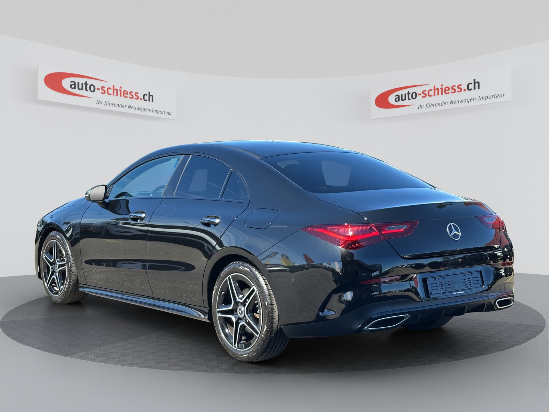 MERCEDES-BENZ CLA 200 AMG Night 7G-DCT-showroom-element-2