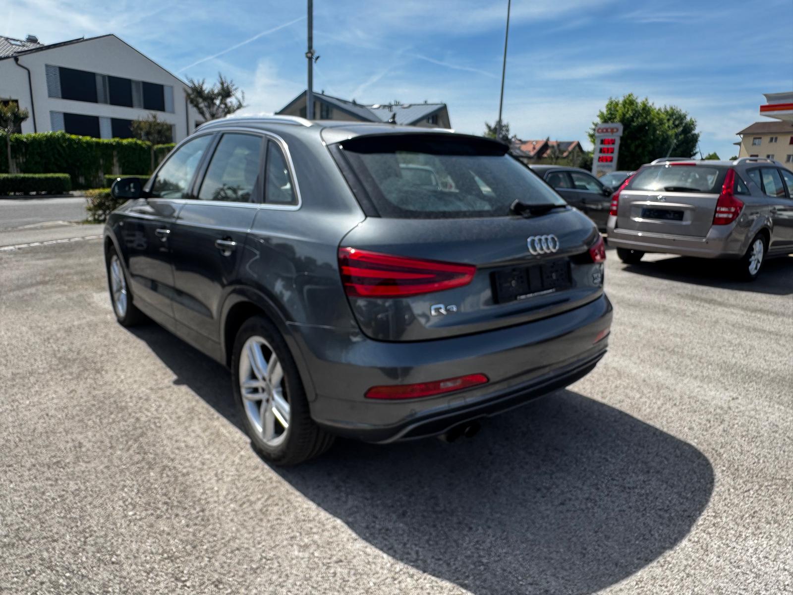 AUDI Q3 2.0 TDI quattro S-tronic-image-5