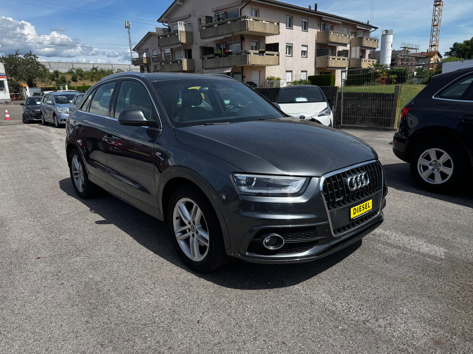 AUDI Q3 2.0 TDI quattro S-tronic-image-1