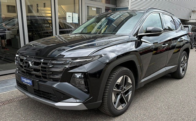 HYUNDAI Tucson 1.6 T-GDi PHEV Amplia 4WD-image-0