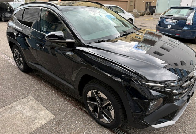 HYUNDAI Tucson 1.6 T-GDi PHEV Amplia 4WD-image-6