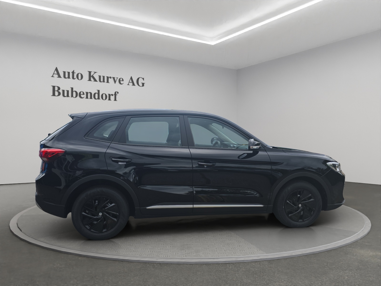 MG ZS 1.5 Hybrid+ Standard-image-1