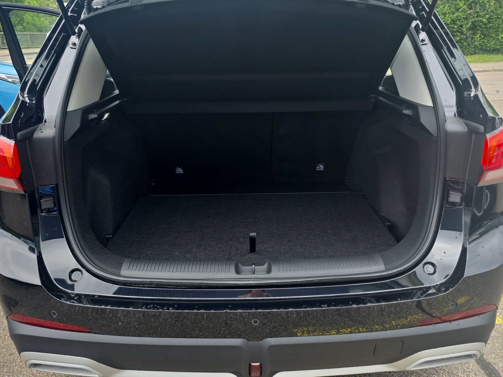 MG ZS 1.5 Hybrid+ Standard-image-6