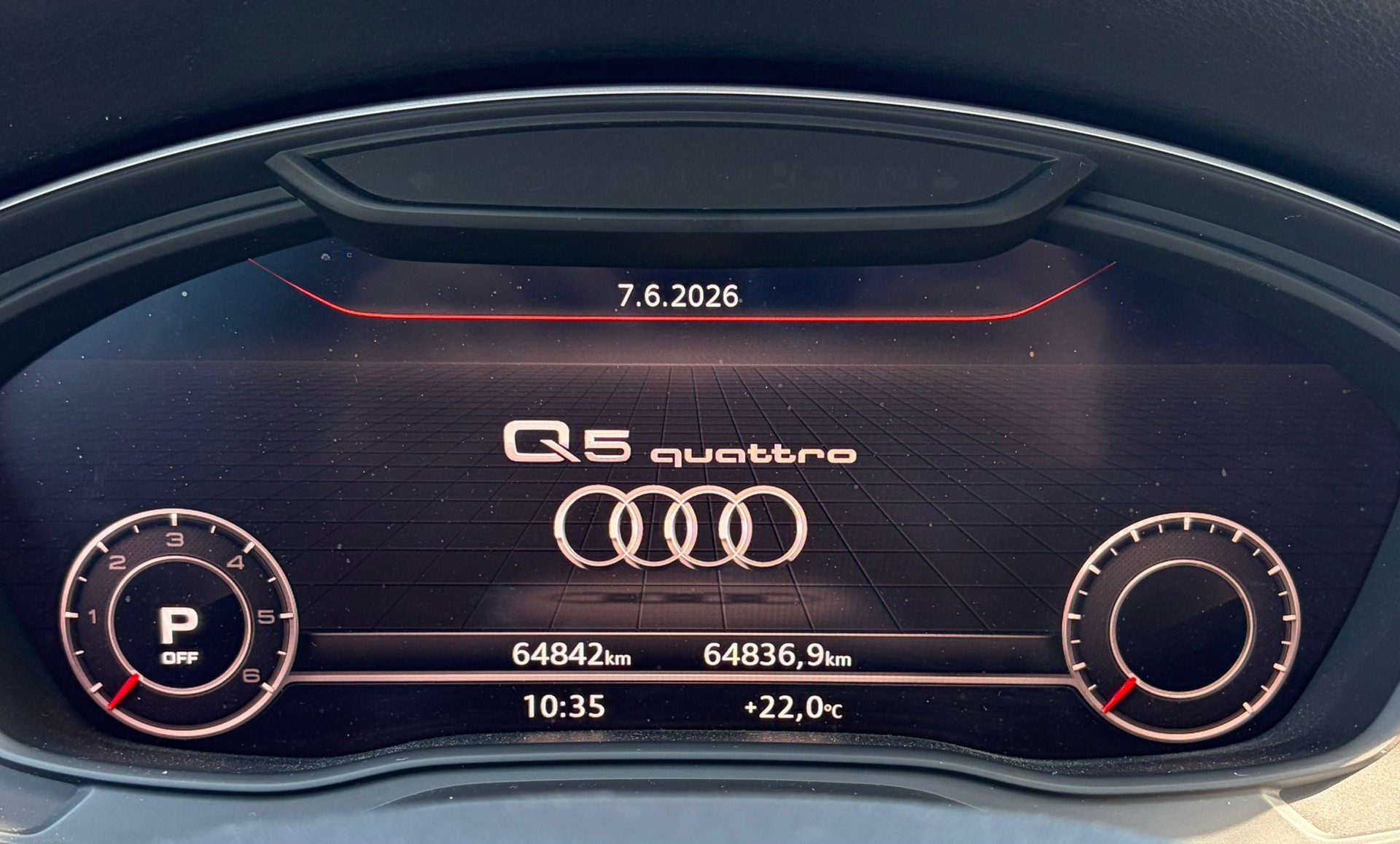 AUDI 2.0 40 TDI Sport qu. S-Tronic-image-6