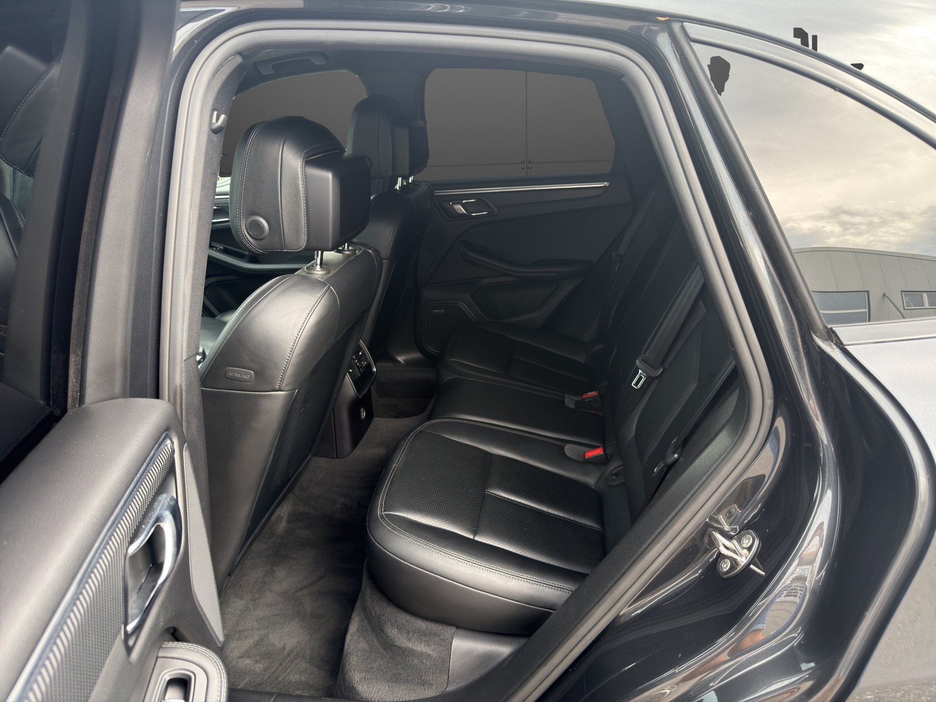PORSCHE Macan S Diesel PDK-image-22