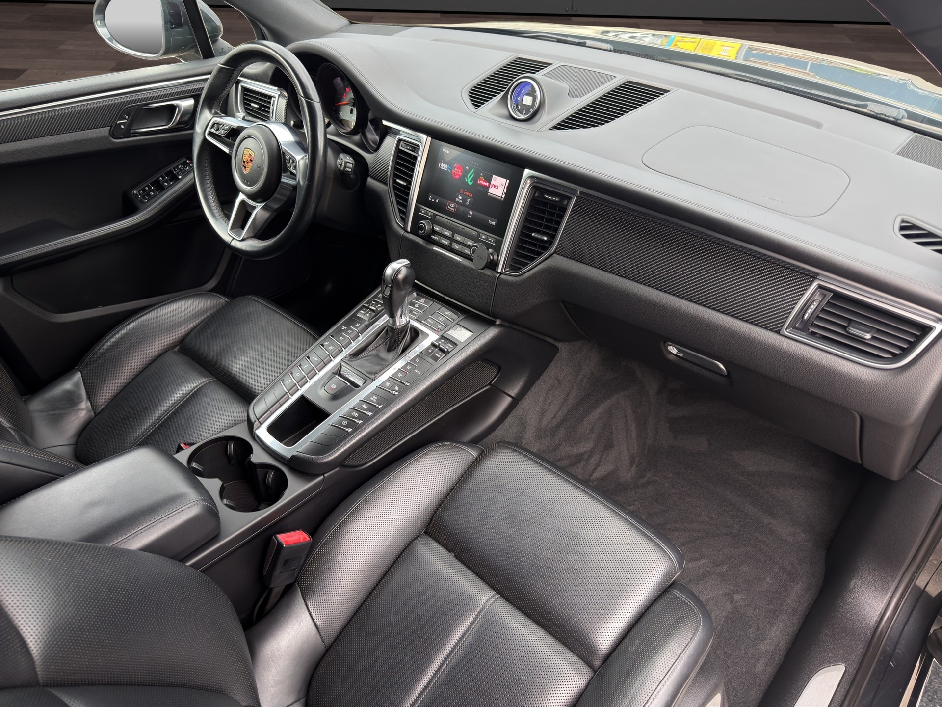 PORSCHE Macan S Diesel PDK-image-18