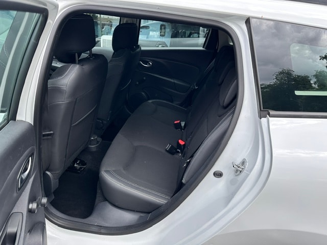RENAULT Clio Grandtour 1.5 dCi Swiss Edition EDC-image-9