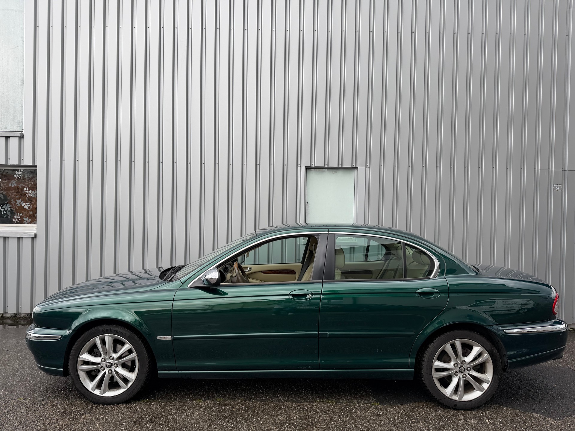 JAGUAR X-Type 3.0 V6 Traction4 Sovereign Anniv. Pack Aut.-image-3