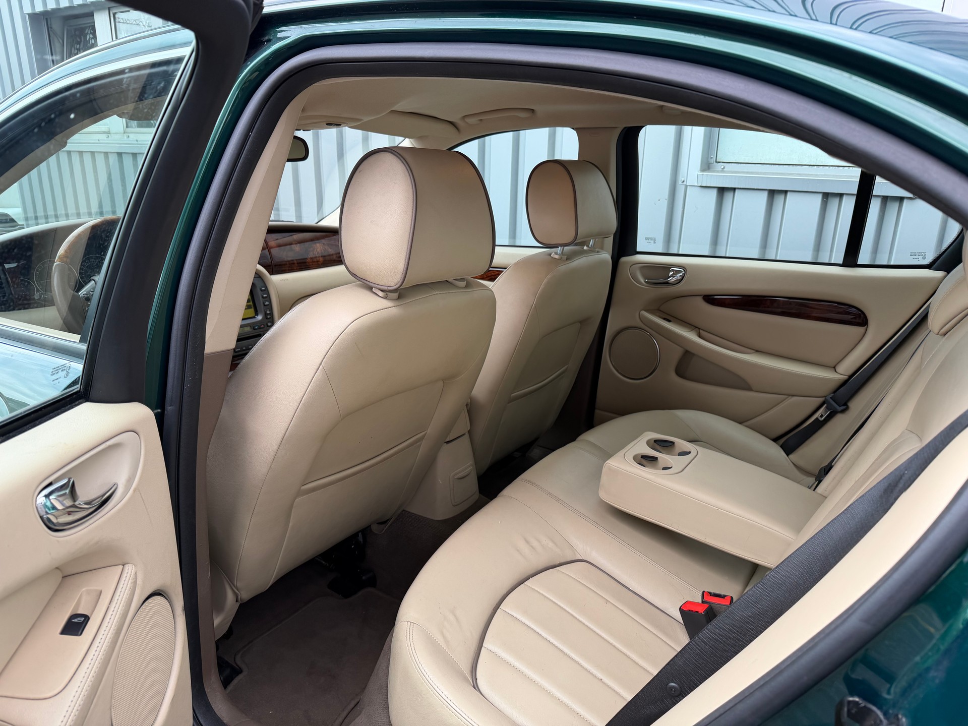JAGUAR X-Type 3.0 V6 Traction4 Sovereign Anniv. Pack Aut.-image-10