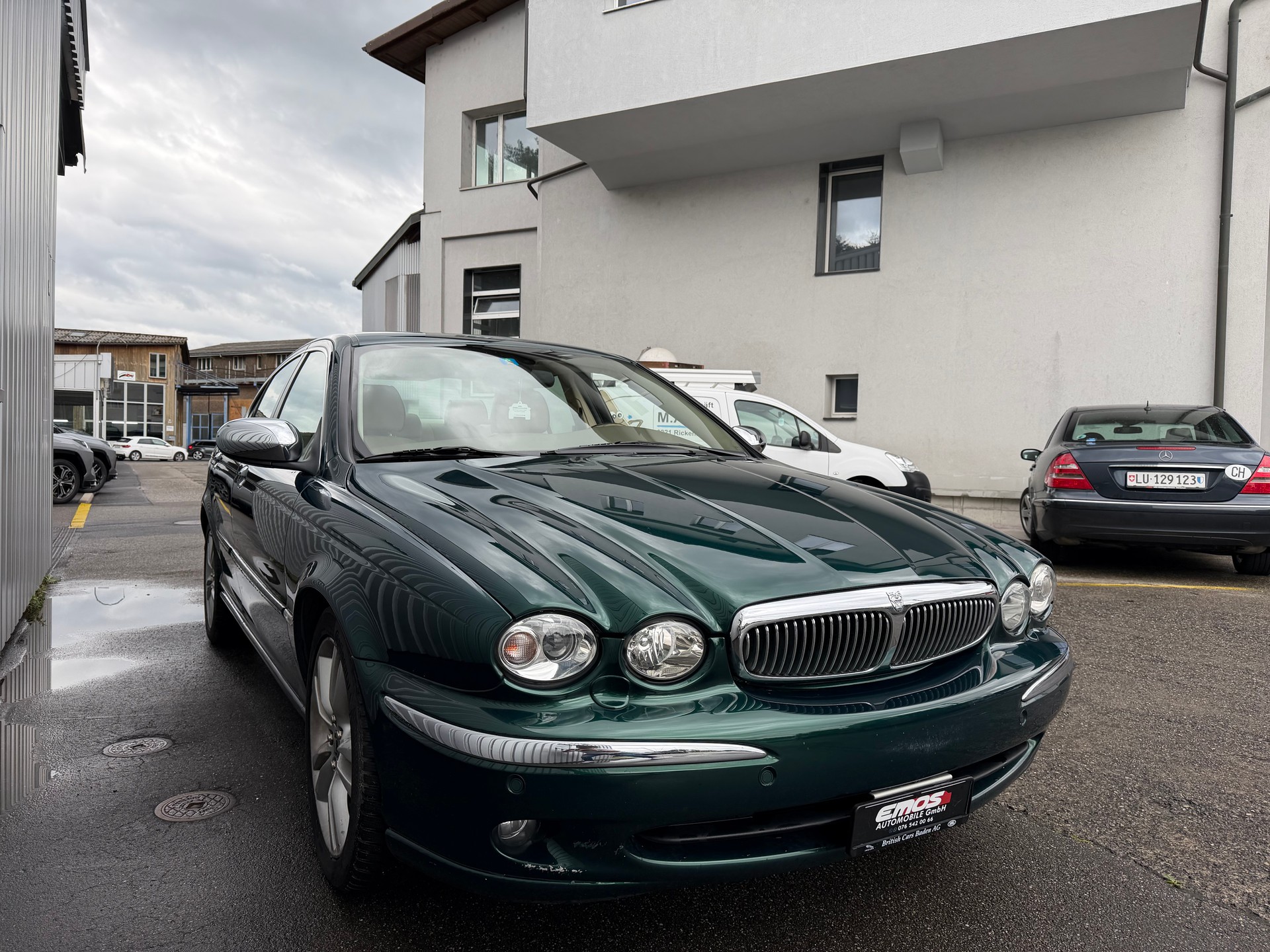 JAGUAR X-Type 3.0 V6 Traction4 Sovereign Anniv. Pack Aut.-image-2
