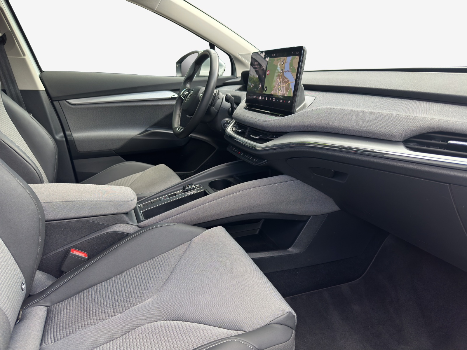 SKODA Enyaq iV 60-image-15